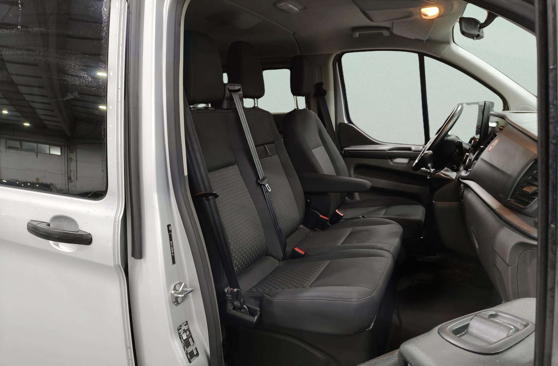 Ford Transit Custom Kombi 2.0 TDCi 320 L1 Trend - foto 16