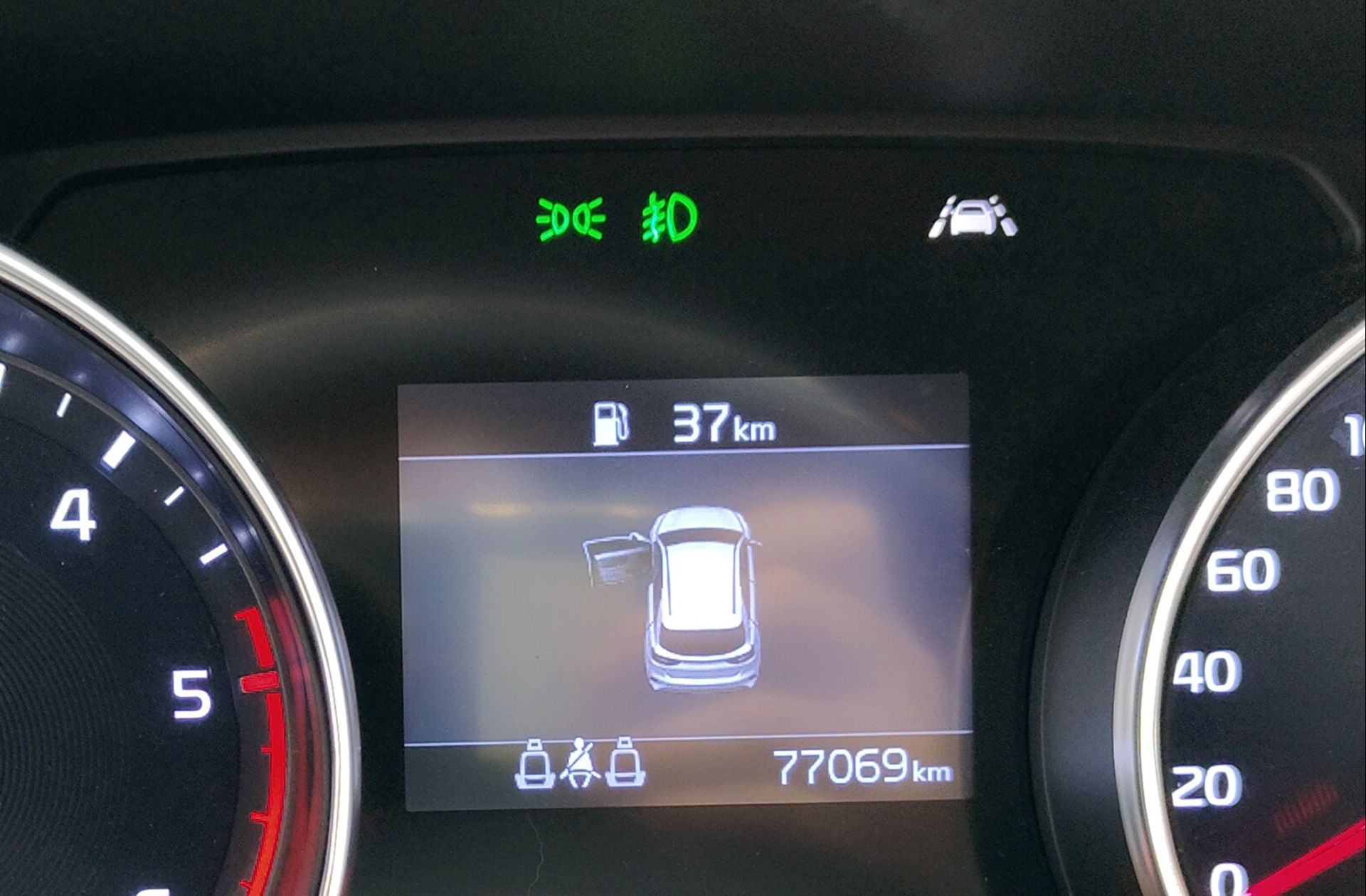 Kia Ceed 1.6 CRDi Tech - foto 11