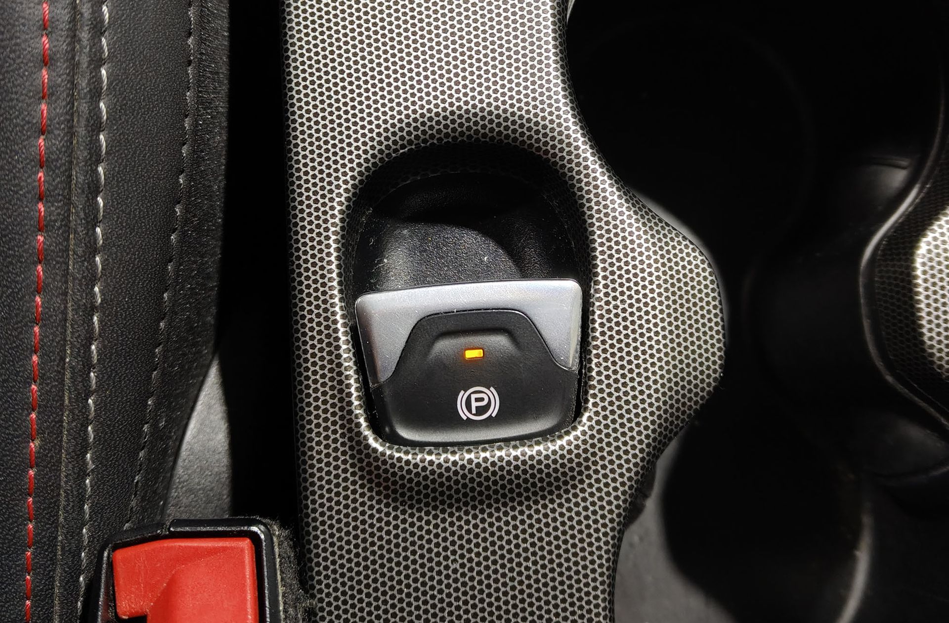 Fiat 500X 1.5 Hybrid Dolcevita Sport DCT - foto 27