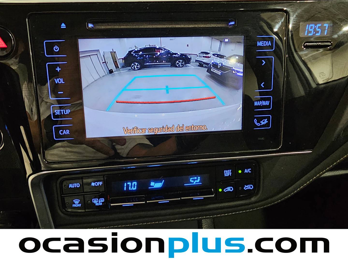 Extras y acabados del Toyota Auris Toyota Auris 140H Hybrid Feel! (136 CV)