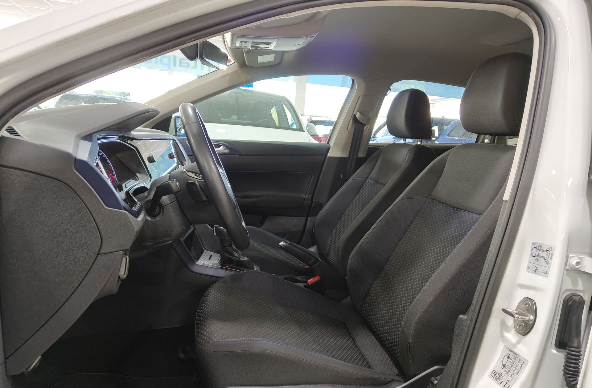Volkswagen Polo United 1.0 TSI DSG - foto 9