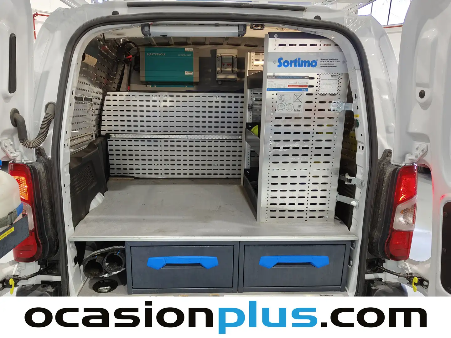 Foto Toyota Proace City Toyota Proace City Van 1.5 D GX Plus L1 (102 CV) Sortimo