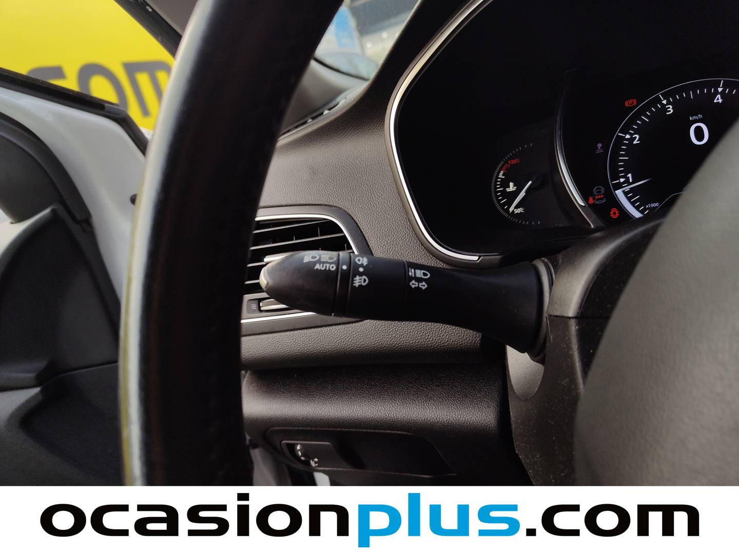 Foto Renault Mégane Renault Megane Zen TCe (140 CV) GPF