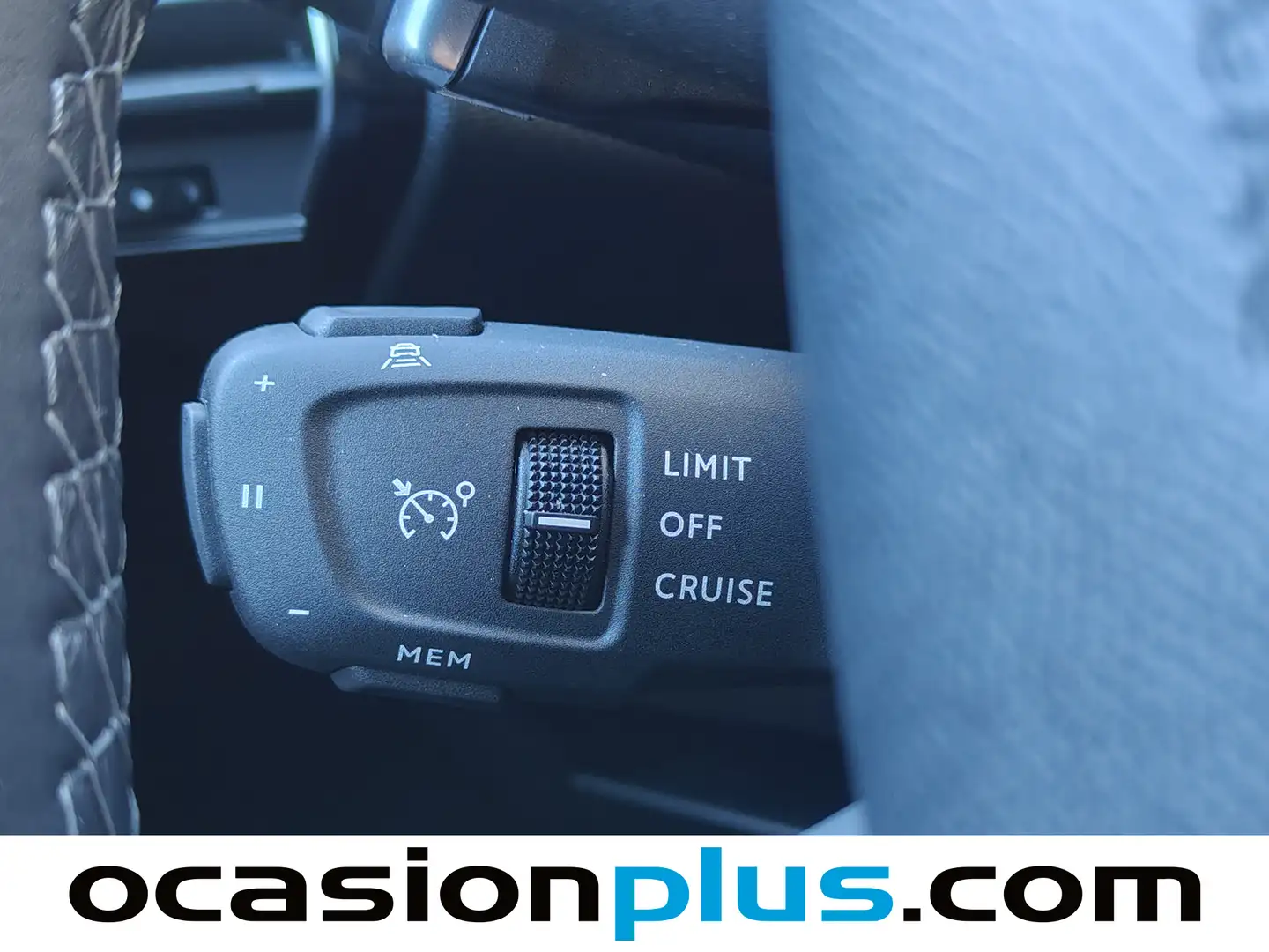 Foto DS DS 7 Crossback DS DS7 Crossback PureTech 130 Bastille+ AT (131 CV)