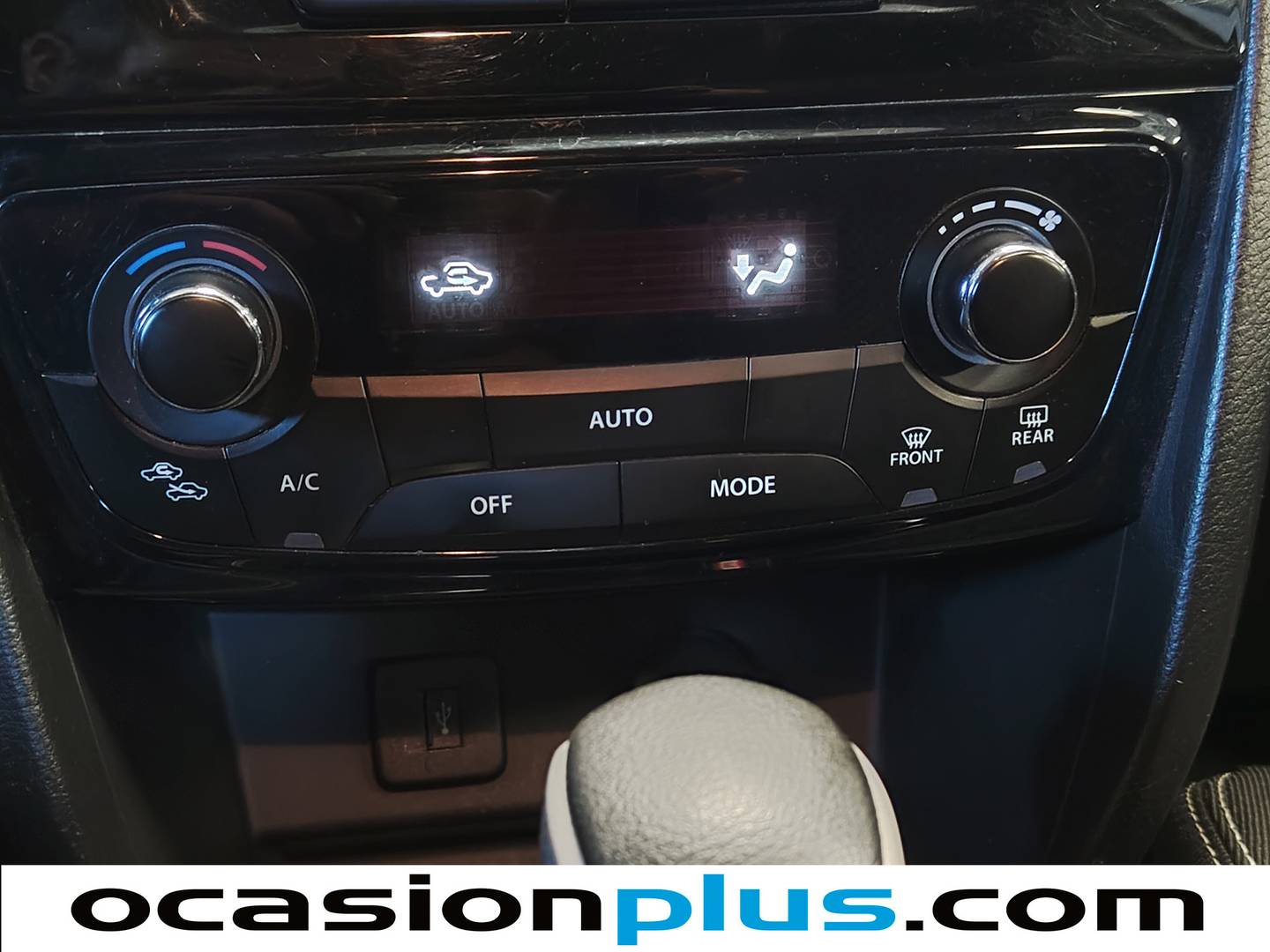 Foto Suzuki Vitara Suzuki Vitara 1.0 T GLE (111 CV)