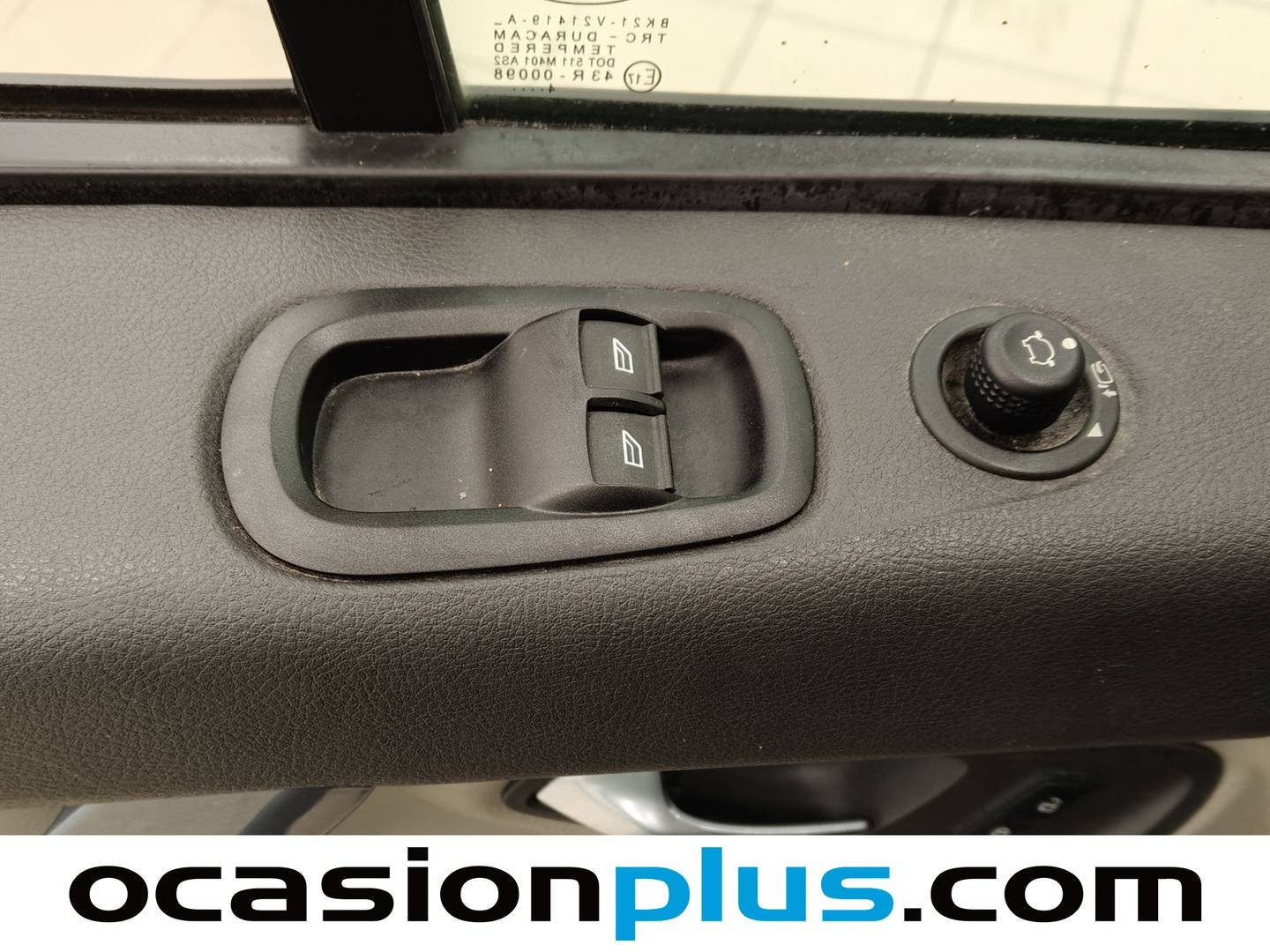 Foto Ford Tourneo Custom Ford Tourneo Custom 2.2 TDCI 300 L1 Titanium 8 Plazas (125 CV)