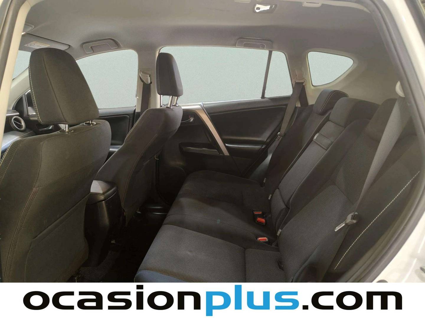 Foto asientos traseros Toyota Rav4 Toyota Rav4 2.5l hybrid Advance 2WD (197 CV)