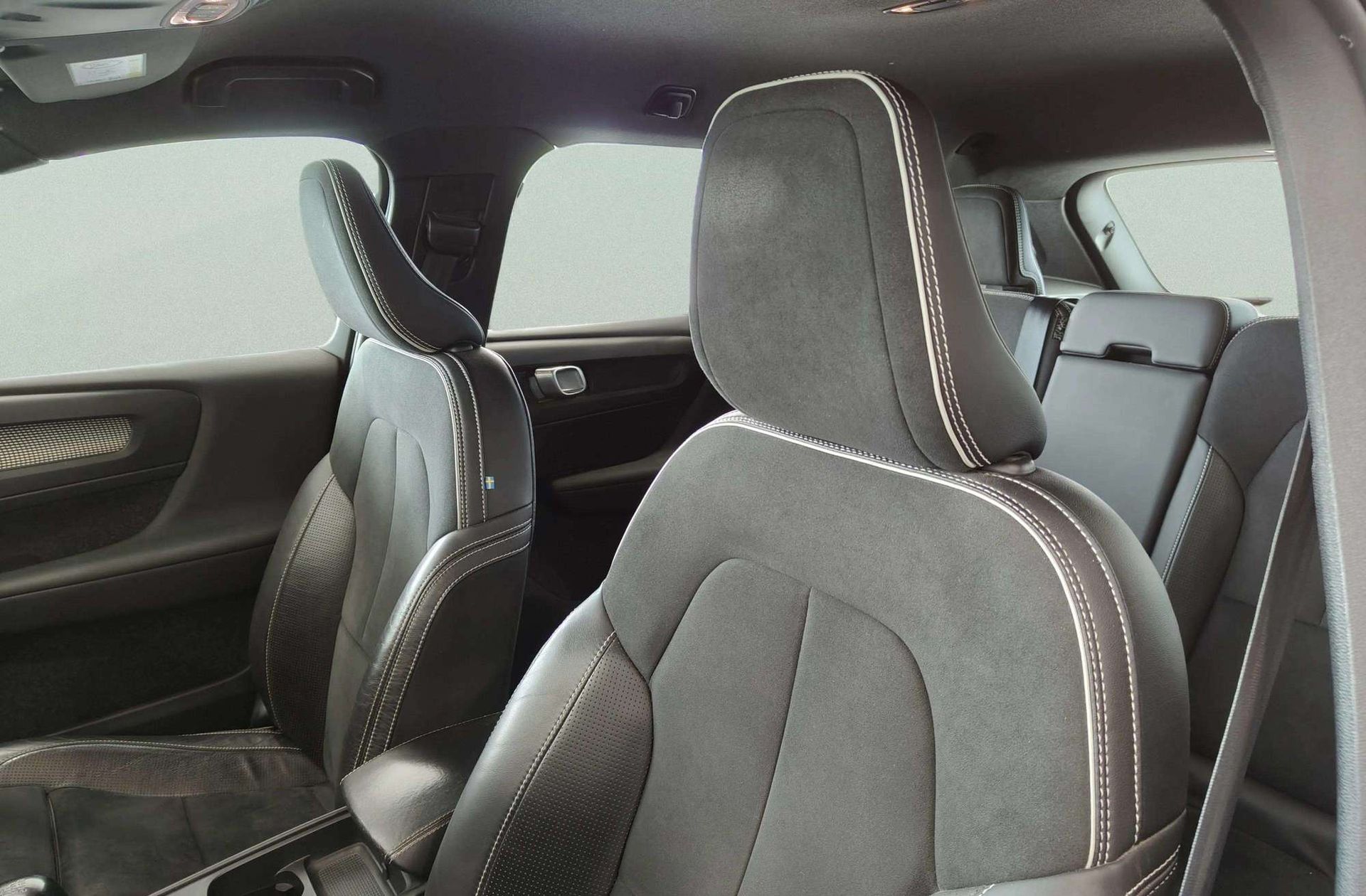 Volvo XC40 D3 R-Design - foto 15
