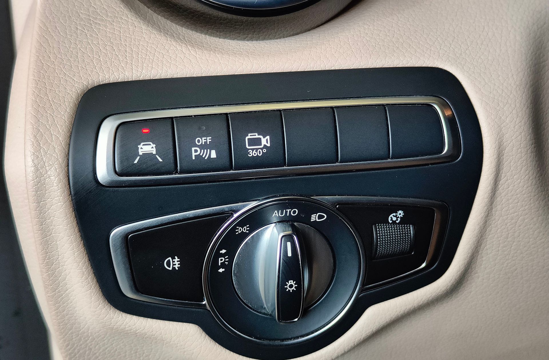 Mercedes-Benz GLC 250 4Matic Pack AMG - foto 10