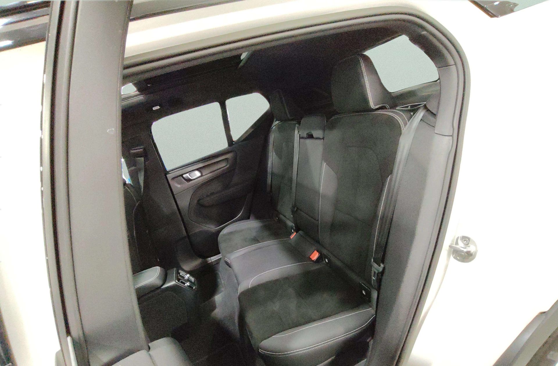 Volvo XC40 P8 Recharge Ultimate - foto 14
