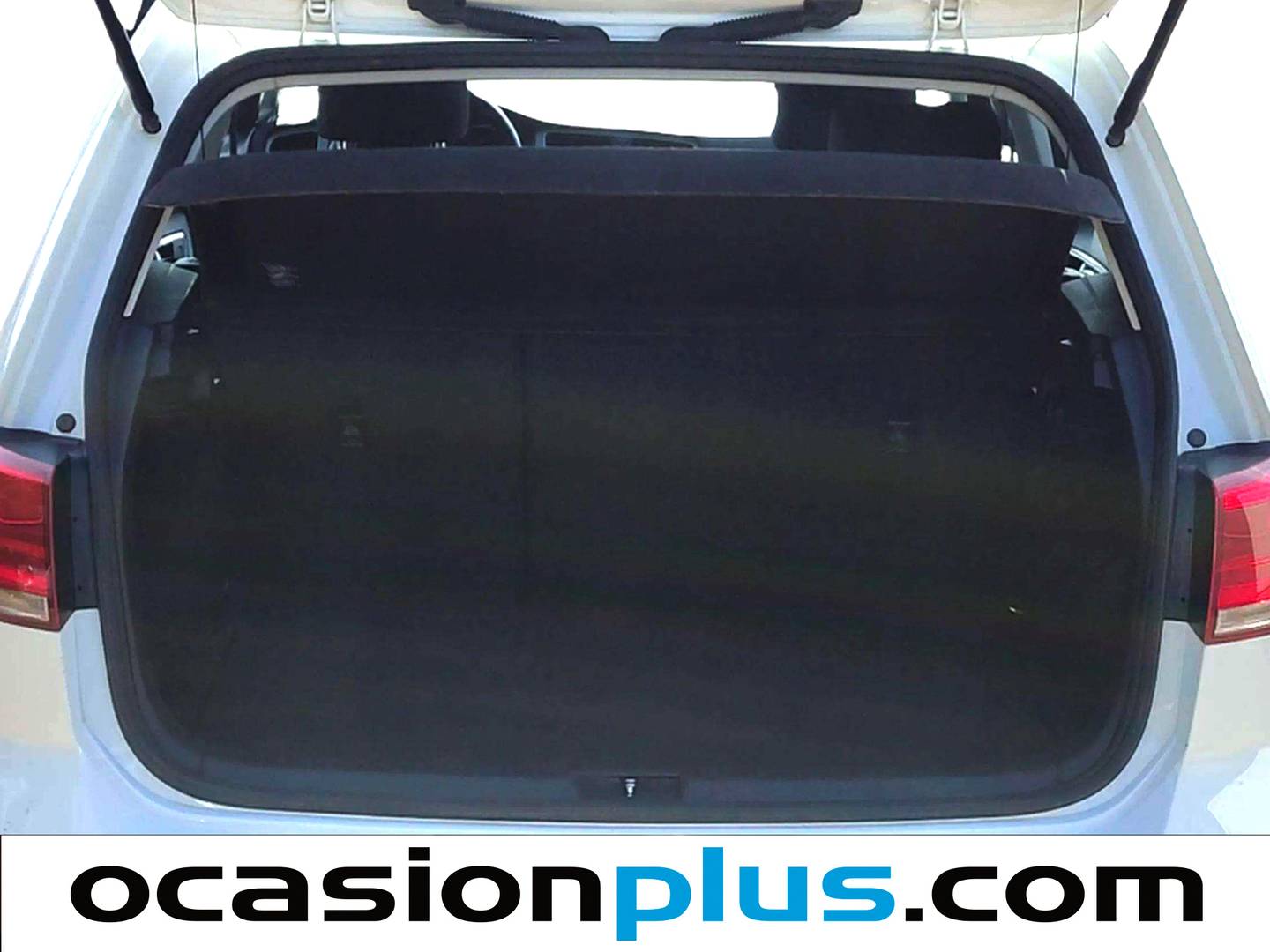 Fotos maletero Volkswagen Golf Volkswagen Golf Special Edition 1.2 TSI BMT (110 CV)