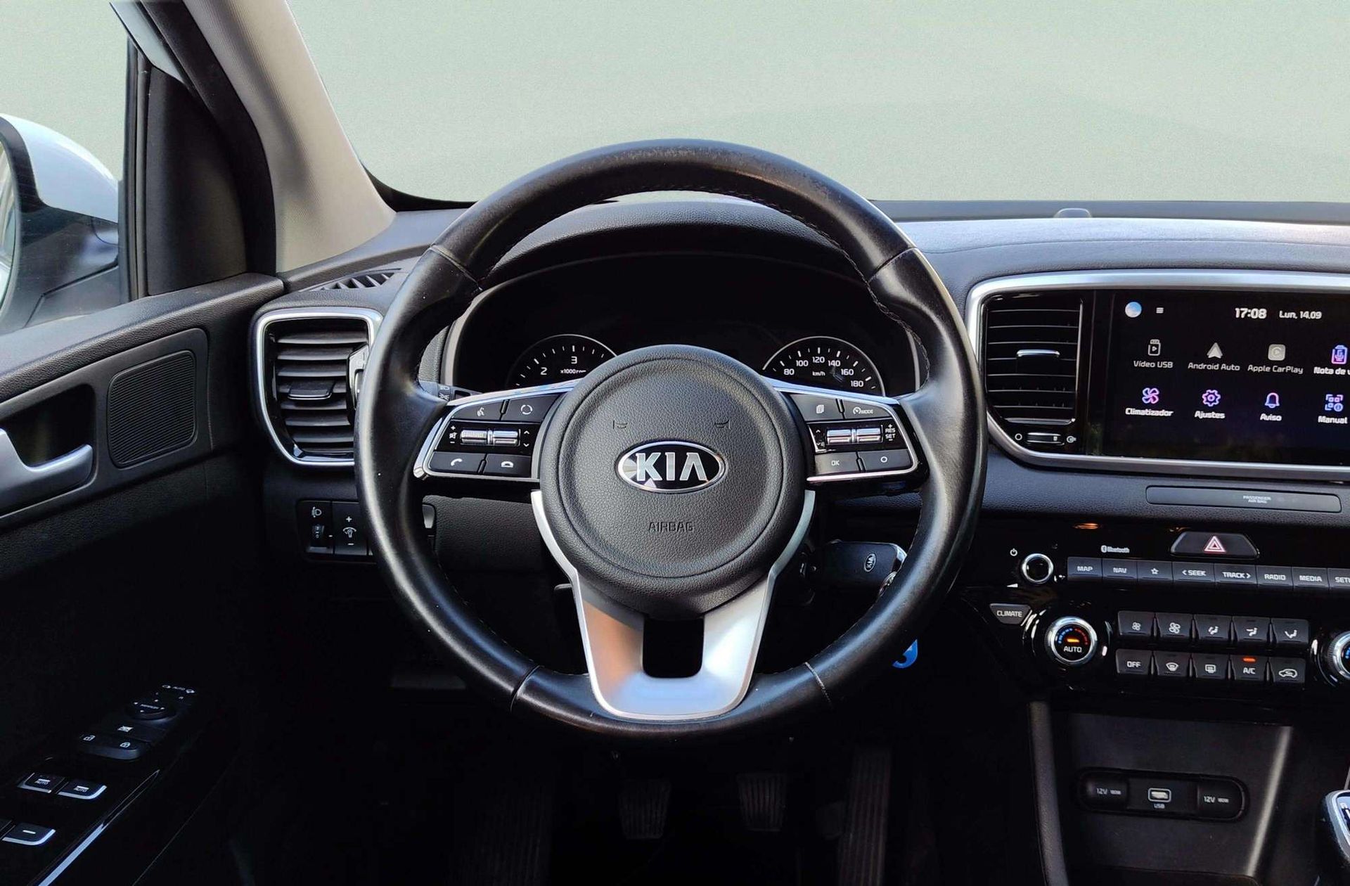 Kia Sportage 1.6 MHEV Black Edition - foto 23