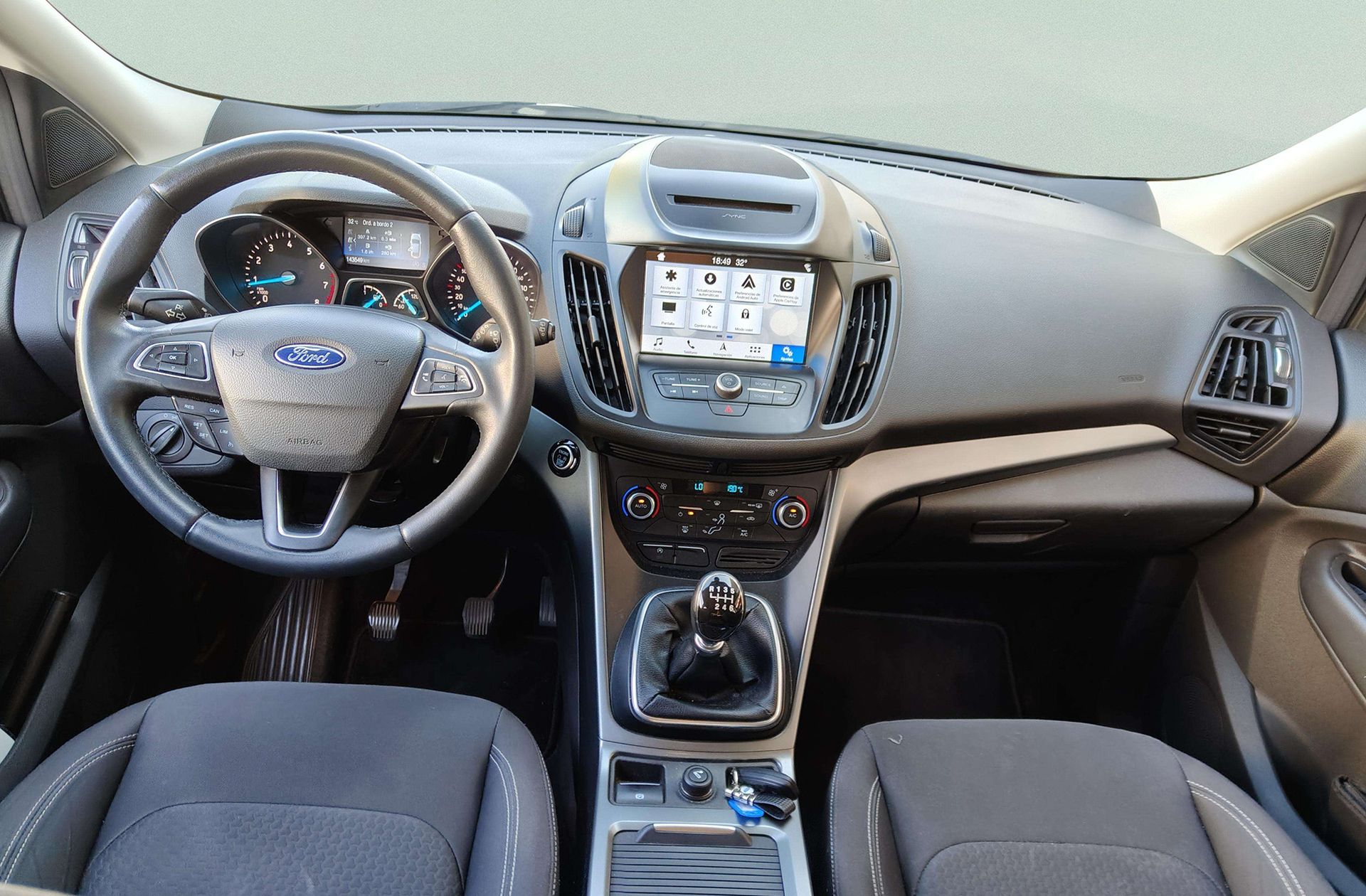 Ford Kuga 1.5 EcoBoost Trend+ 4x2 - foto 6