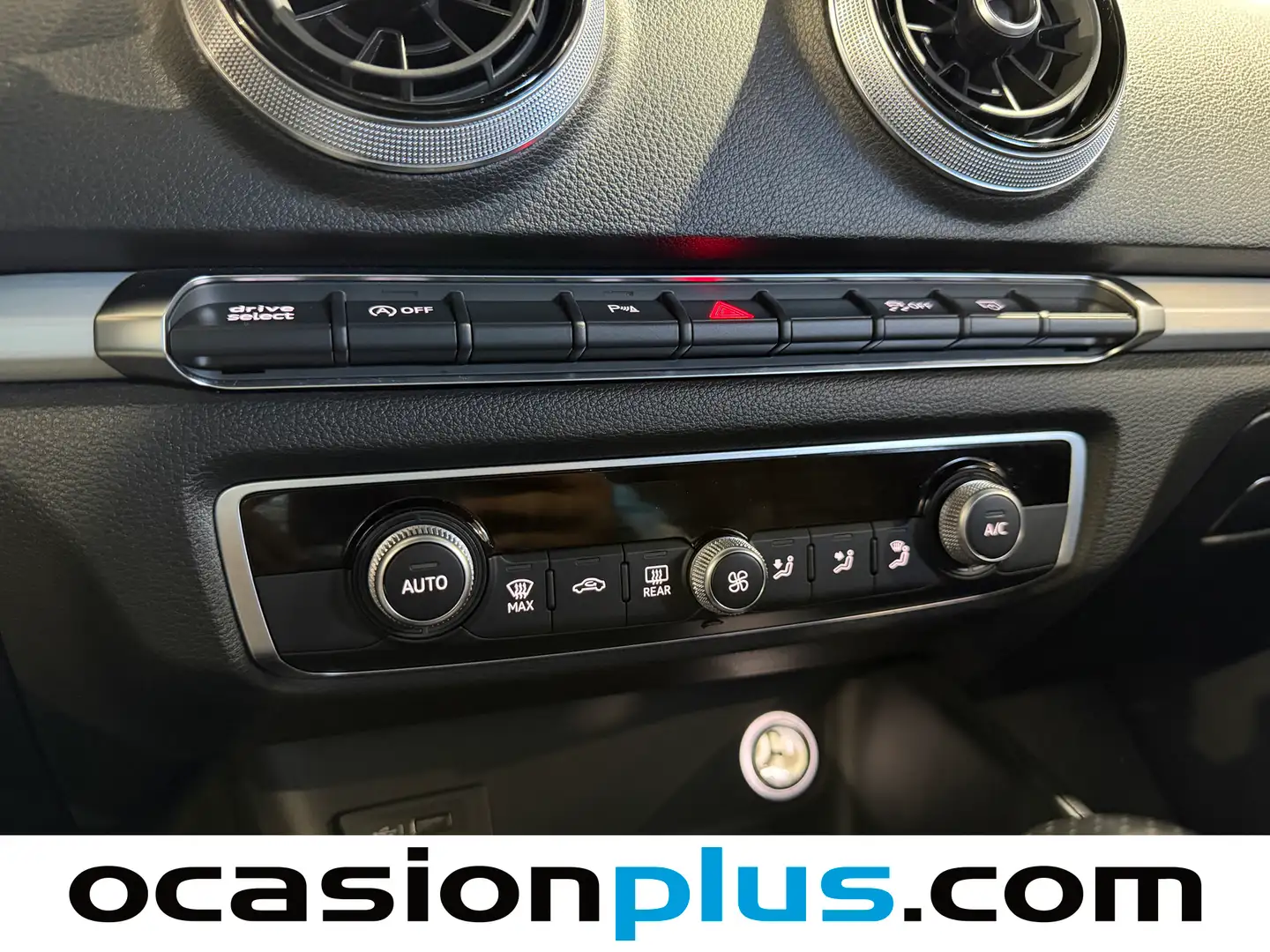 Foto Audi A3 Audi A3 Sedan S line 35 TFSI (150 CV) S tronic