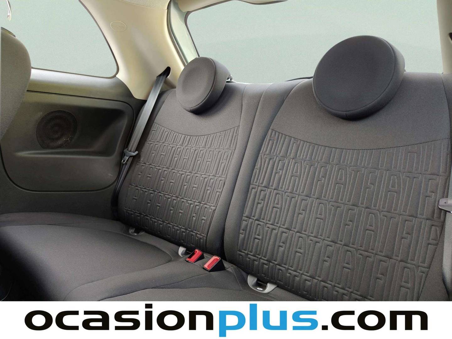 Foto asientos traseros Fiat 500 Fiat 500 1.0 Hybrid Dolcevita (70 CV)