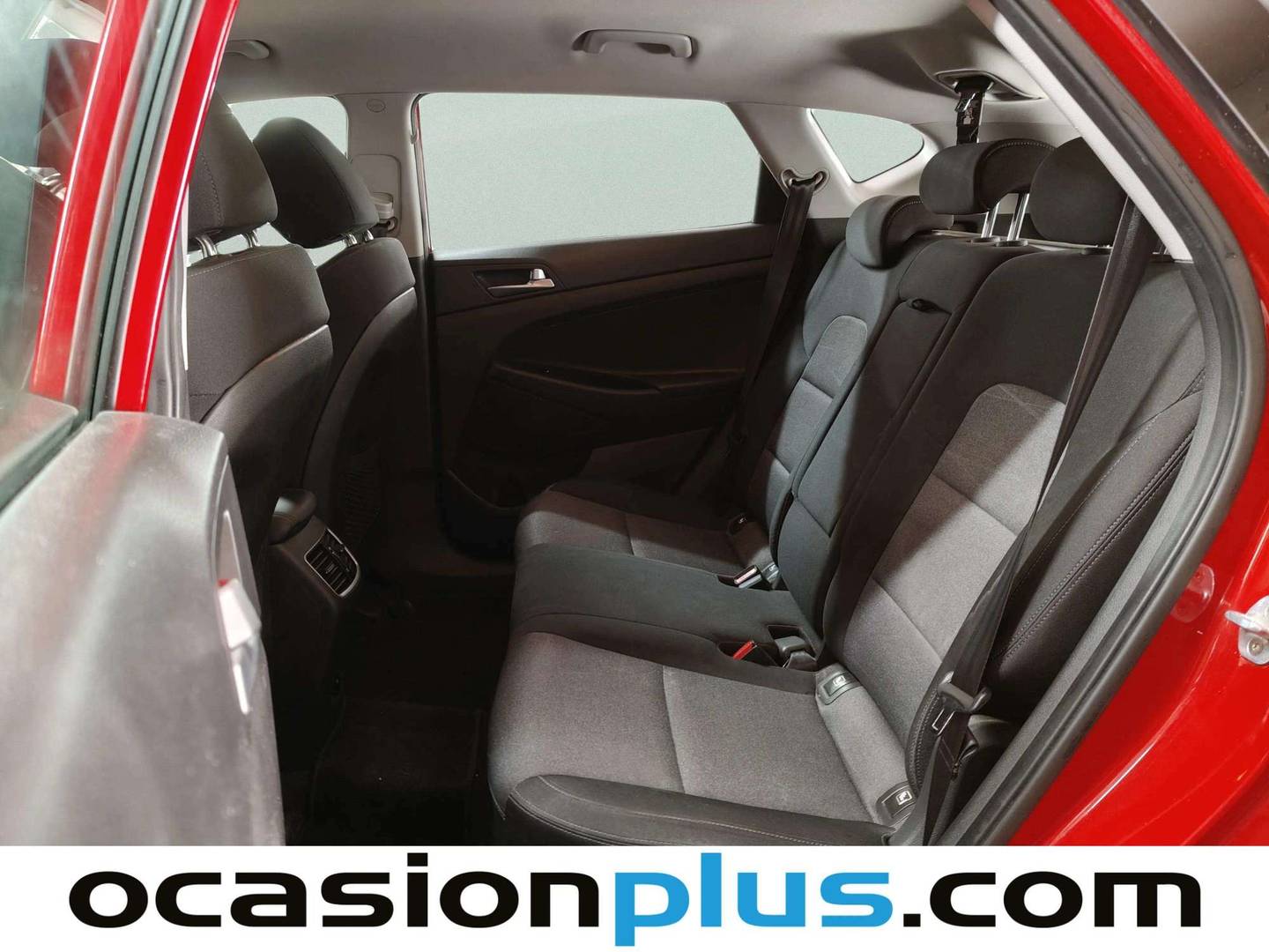 Foto asientos traseros Hyundai Tucson Hyundai Tucson 1.6 CRDI 48V SLE 4x2 (116 CV)