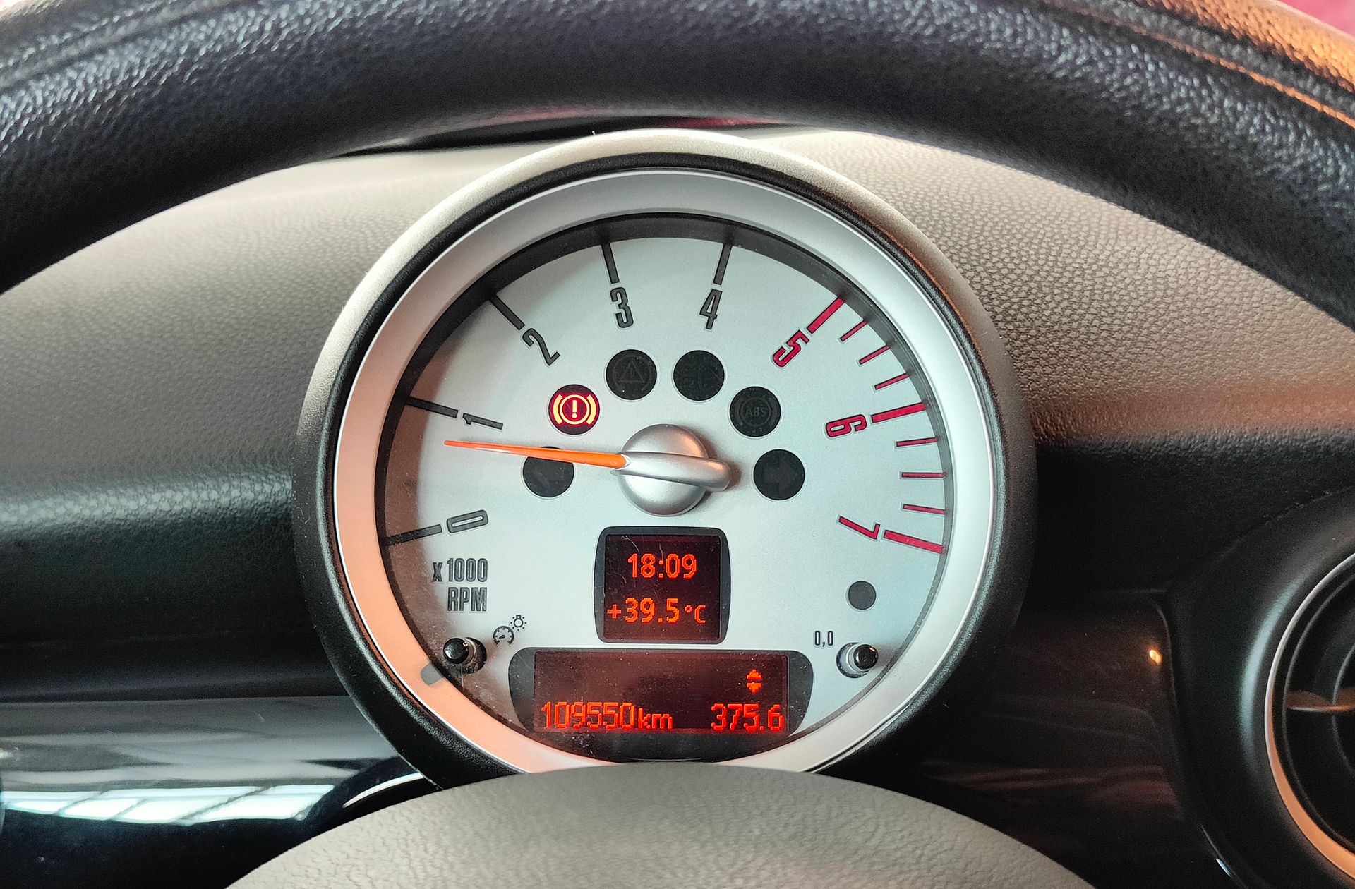MINI Cooper One D - foto 19