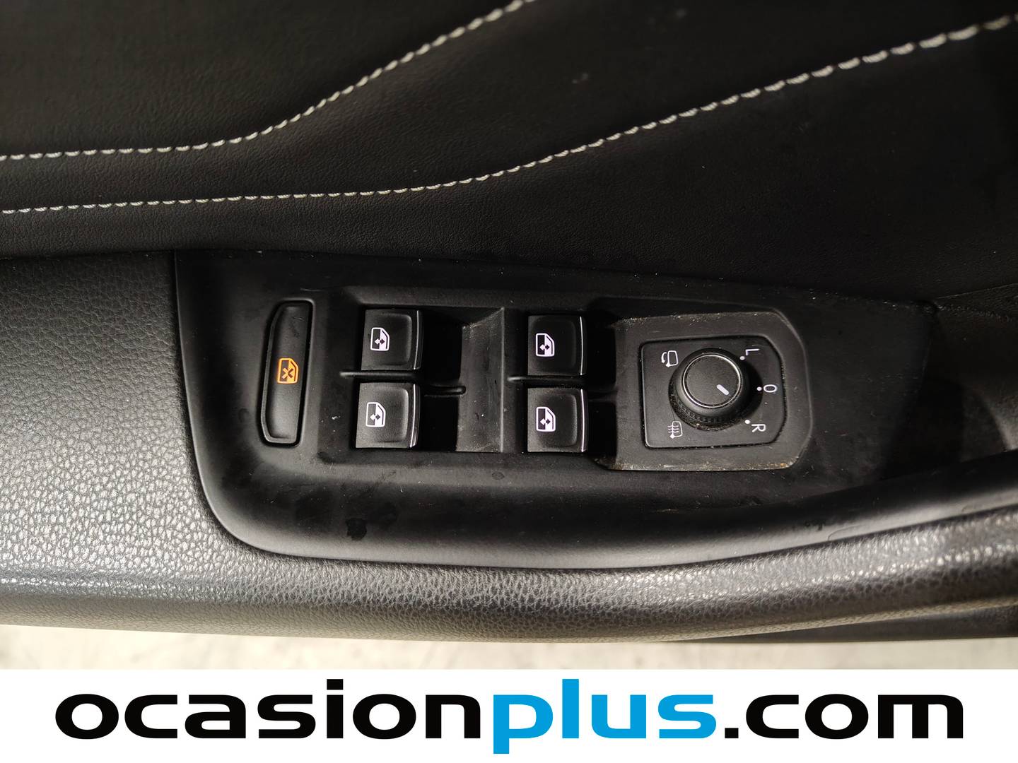 Foto Volkswagen Arteon Volkswagen Arteon Shooting Brake R-Line 2.0 TDI (150 CV) DSG