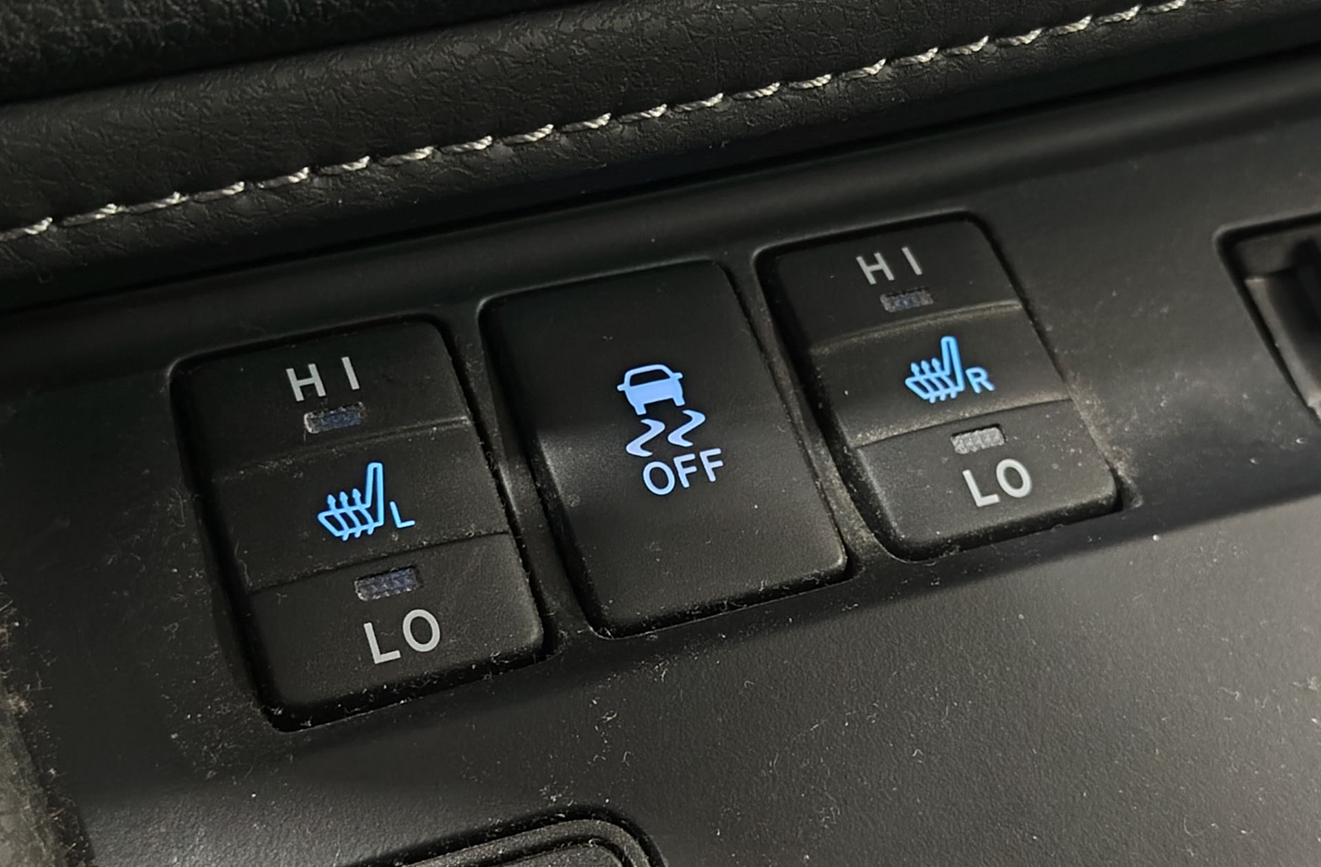 Toyota Auris 140H Hybrid Advance - foto 9