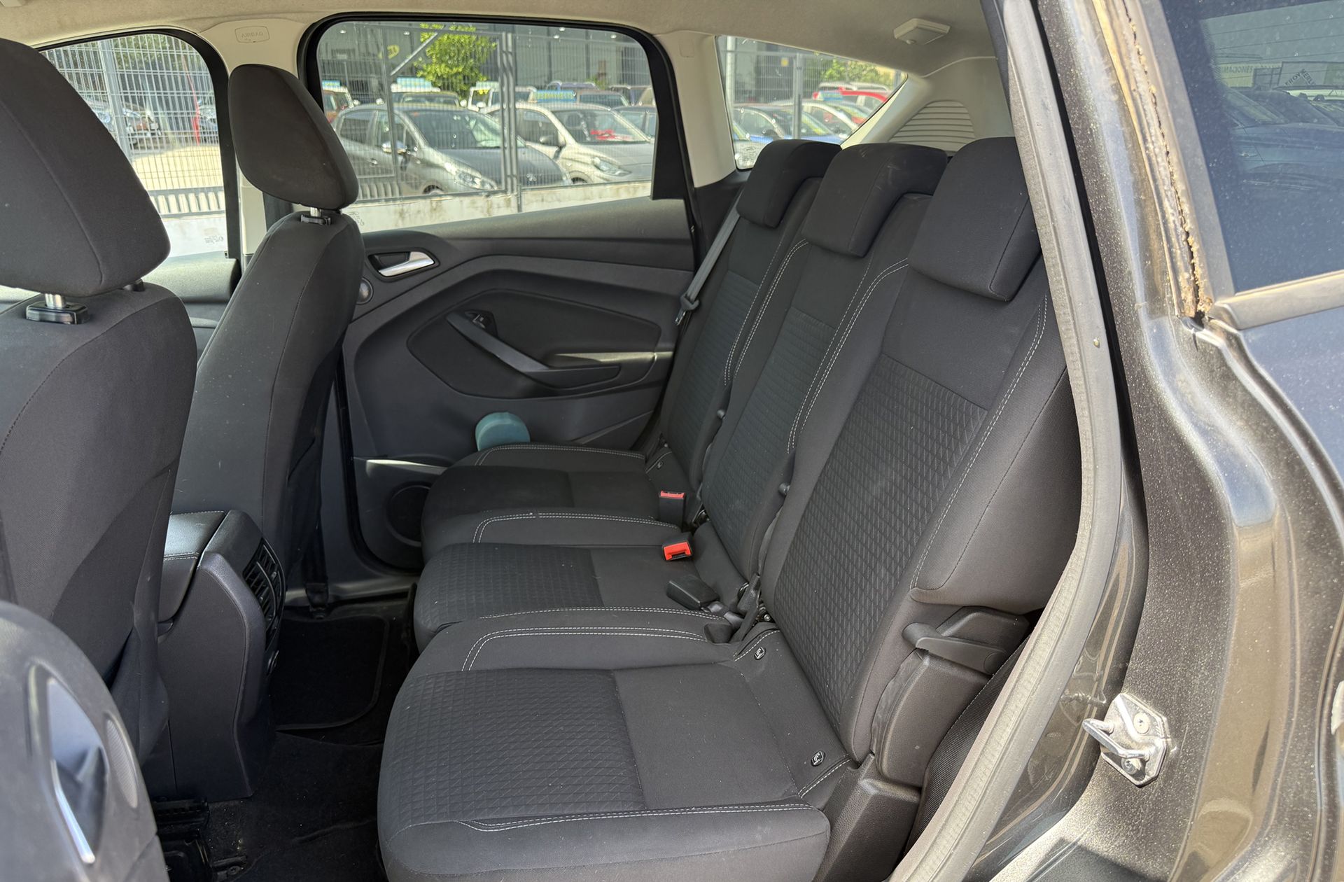Ford C-Max 1.0 EcoBoost Trend+ - foto 12