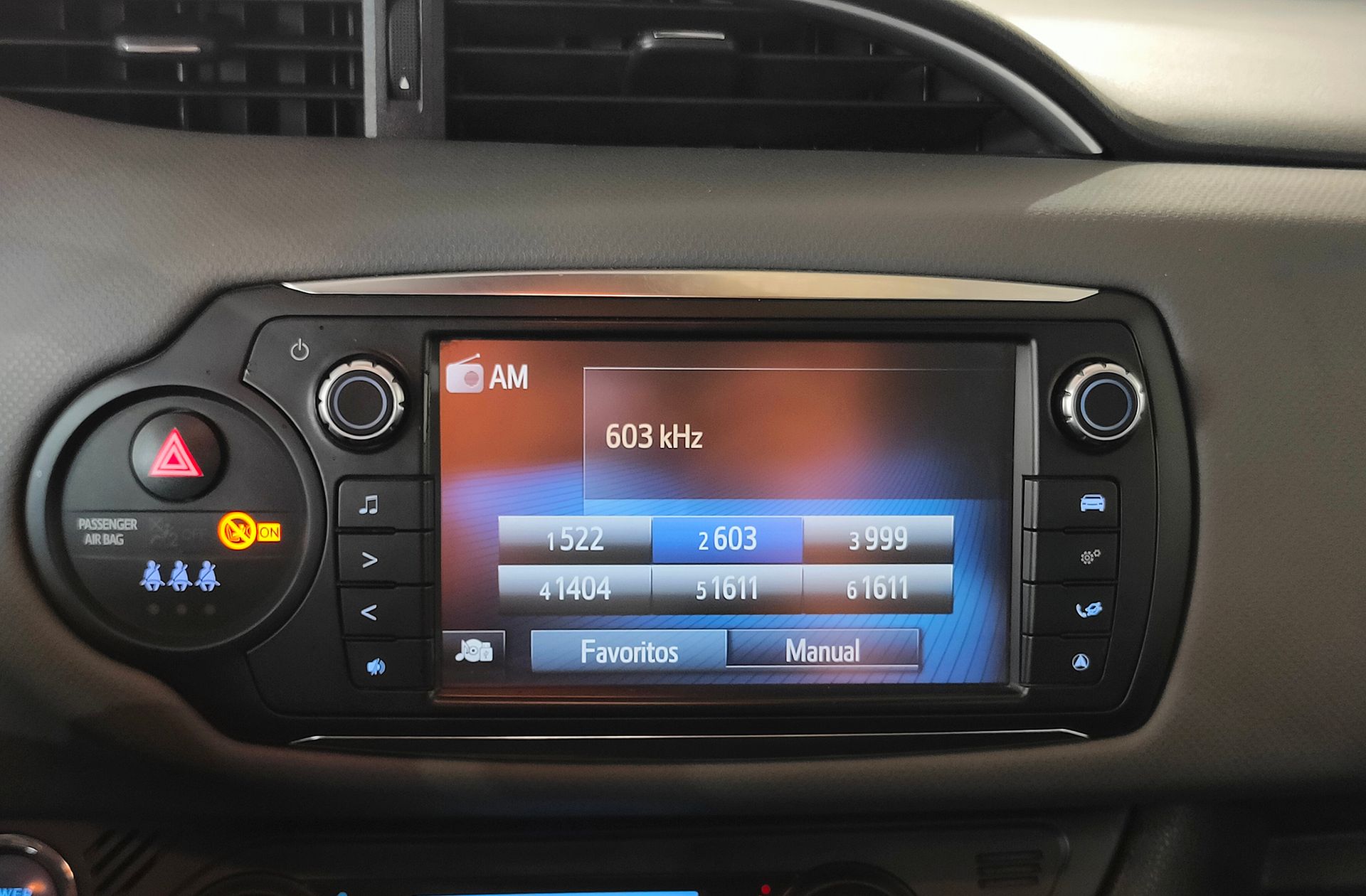 Toyota Yaris 1.5 Hybrid Advance - foto 31