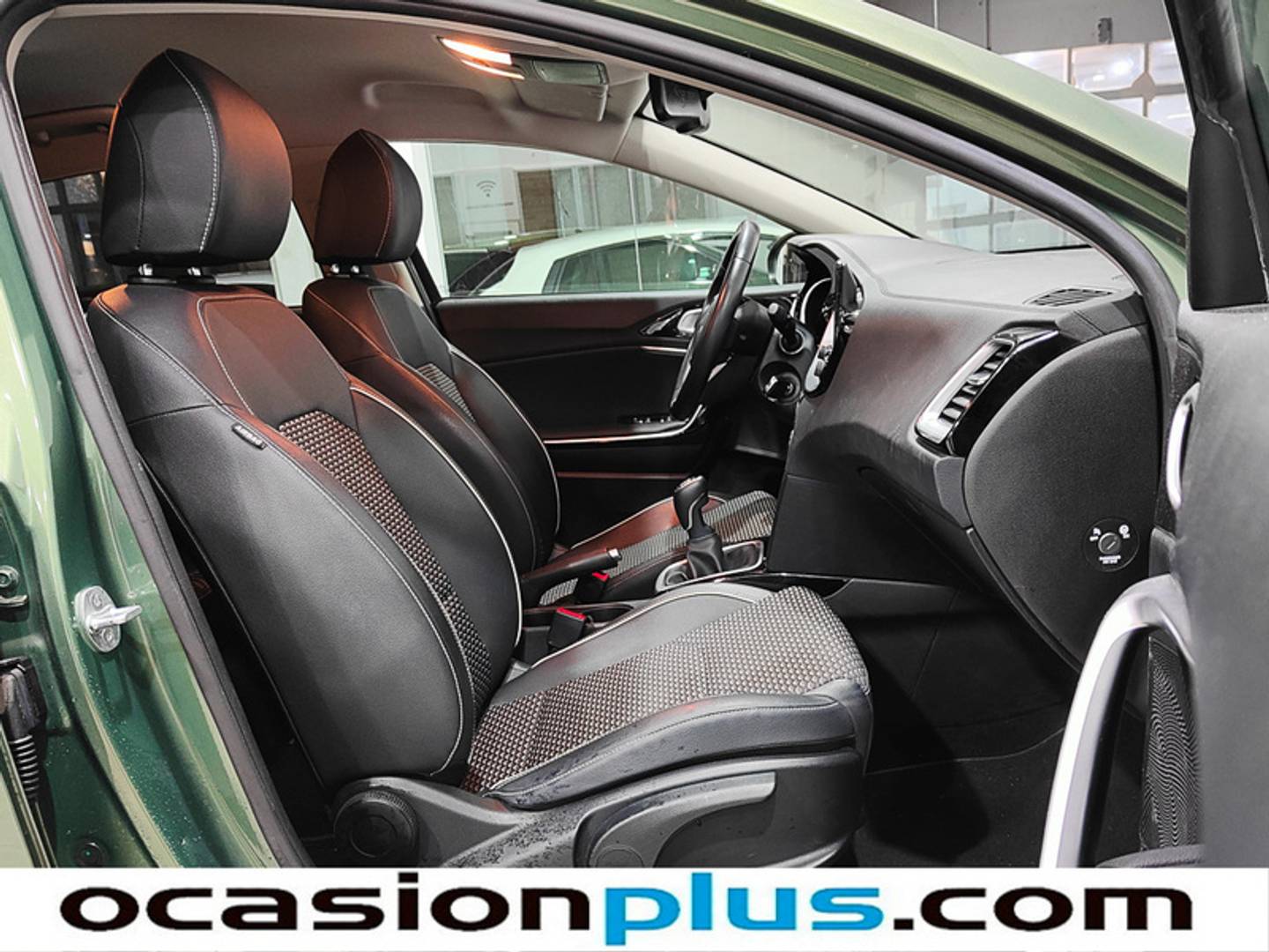 Foto KIA Ceed Kia Ceed 1.0 T-GDi Tech (120 CV)