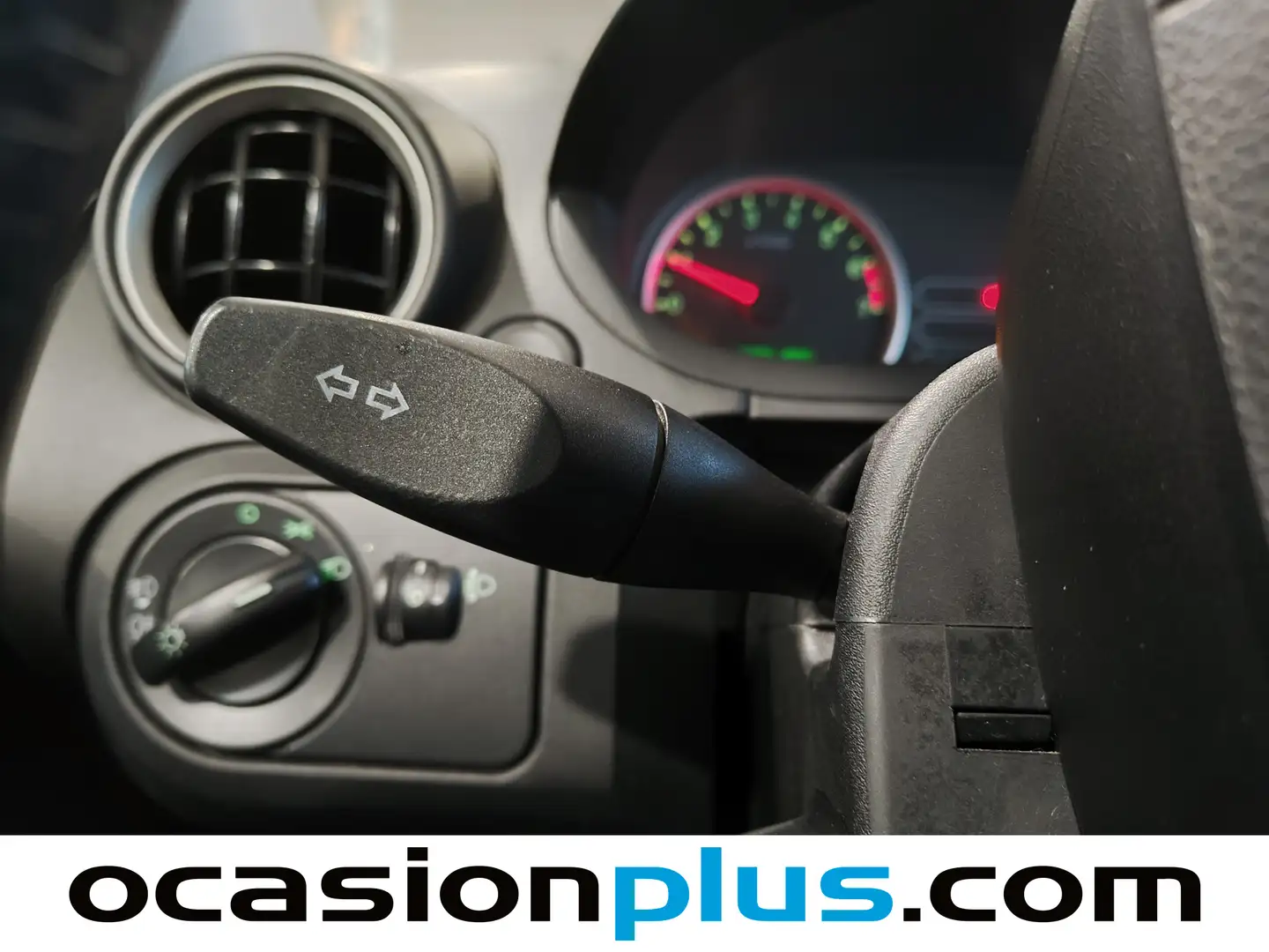 Foto Ford Fiesta Ford Fiesta 1.6 Trend Coupe (100 CV)