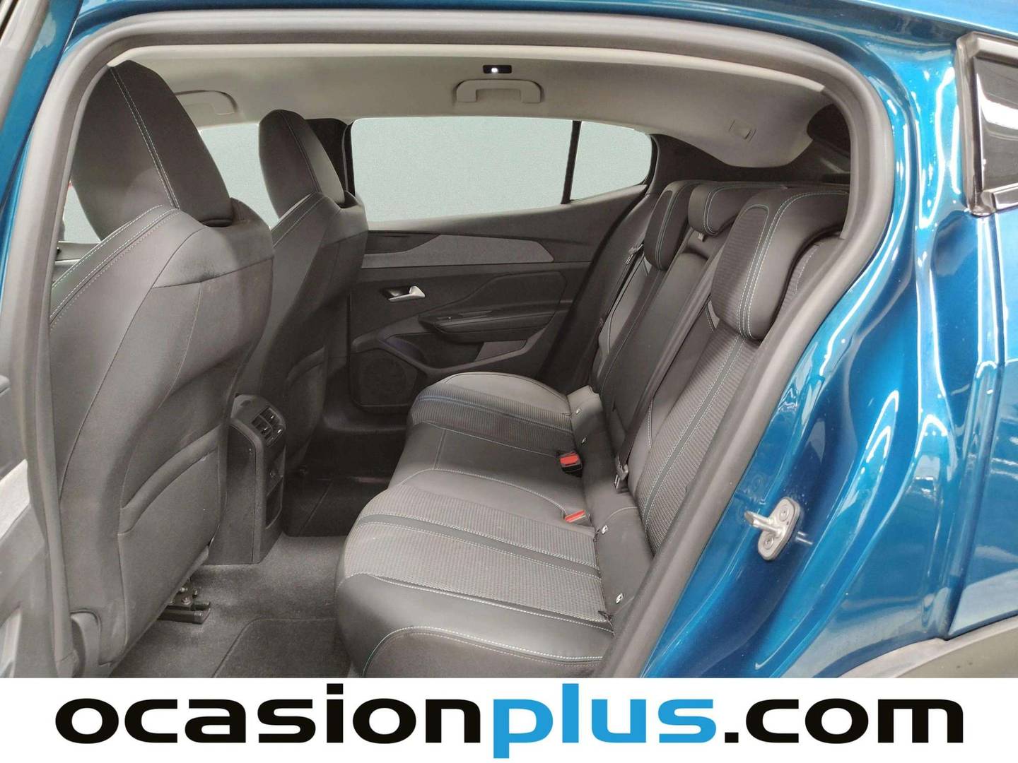 Foto asientos traseros Peugeot 408 Peugeot 408 Allure Hybrid 145 eDCS6 (145 CV)