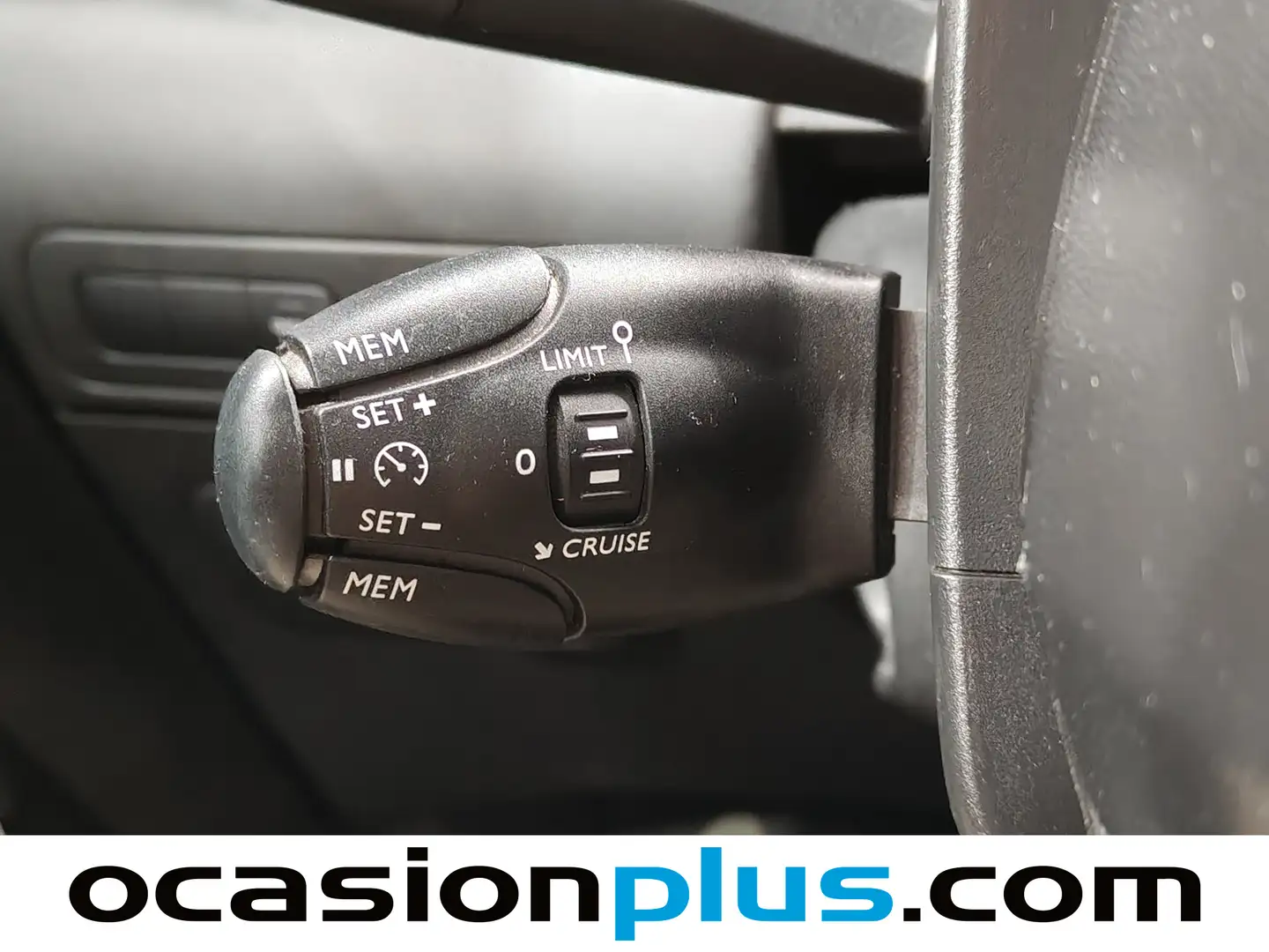 Foto Citroën C3 Aircross Citroen C3 Aircross PureTech 130 Shine Pack EAT6 (131 CV)