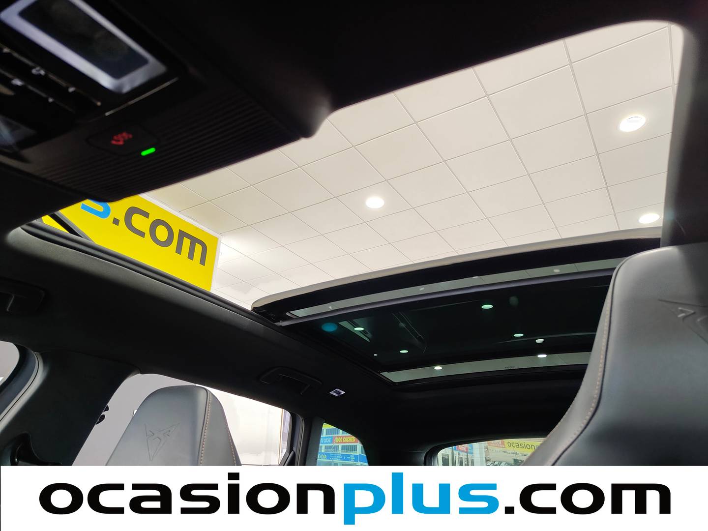 Extras y acabados del Cupra León Cupra Leon Sportstourer 1.4 e-Hybrid DSG (245 CV)