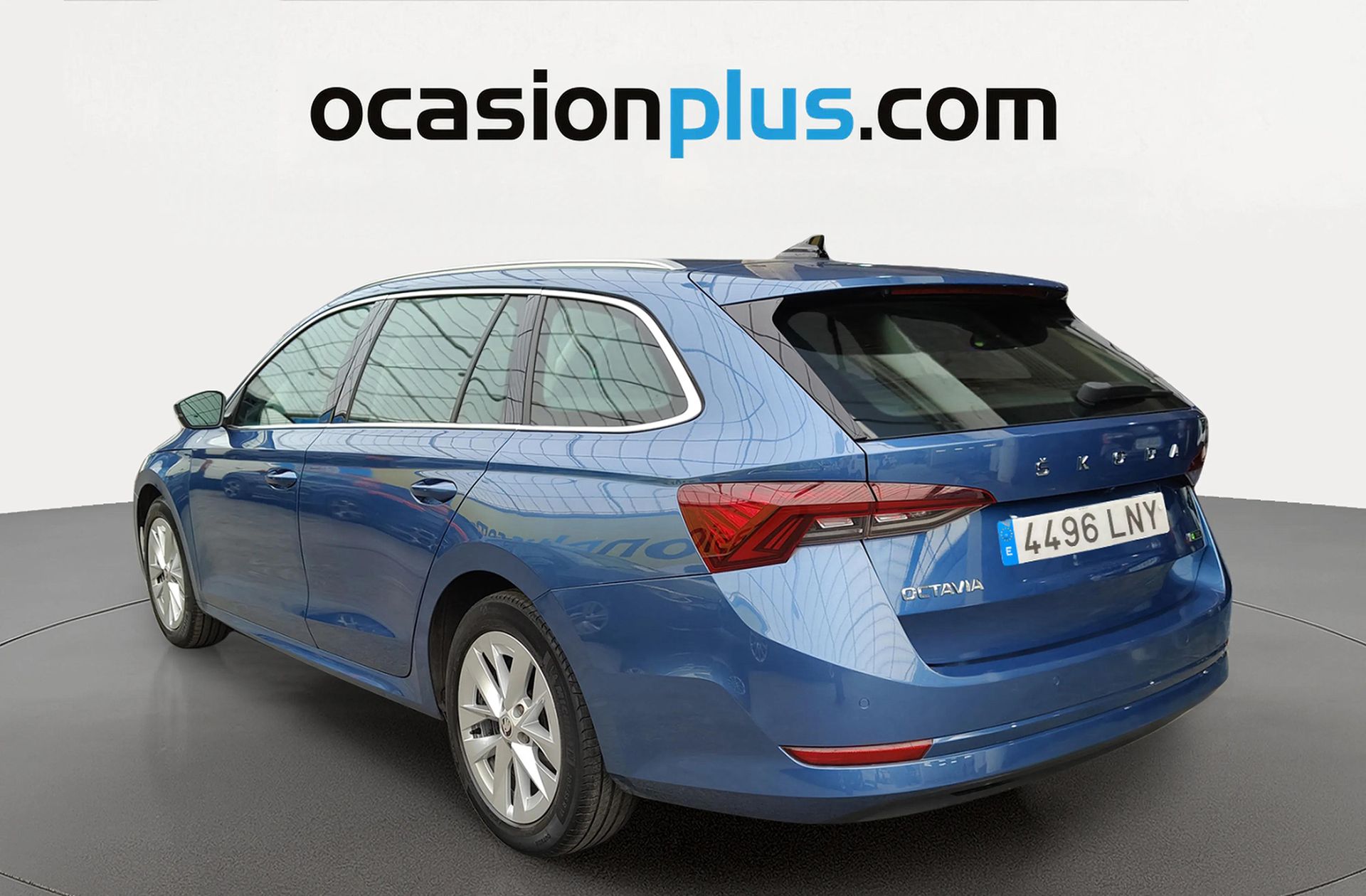 Škoda Octavia Combi 1.5 TSI G-TEC Ambition DSG - foto 3