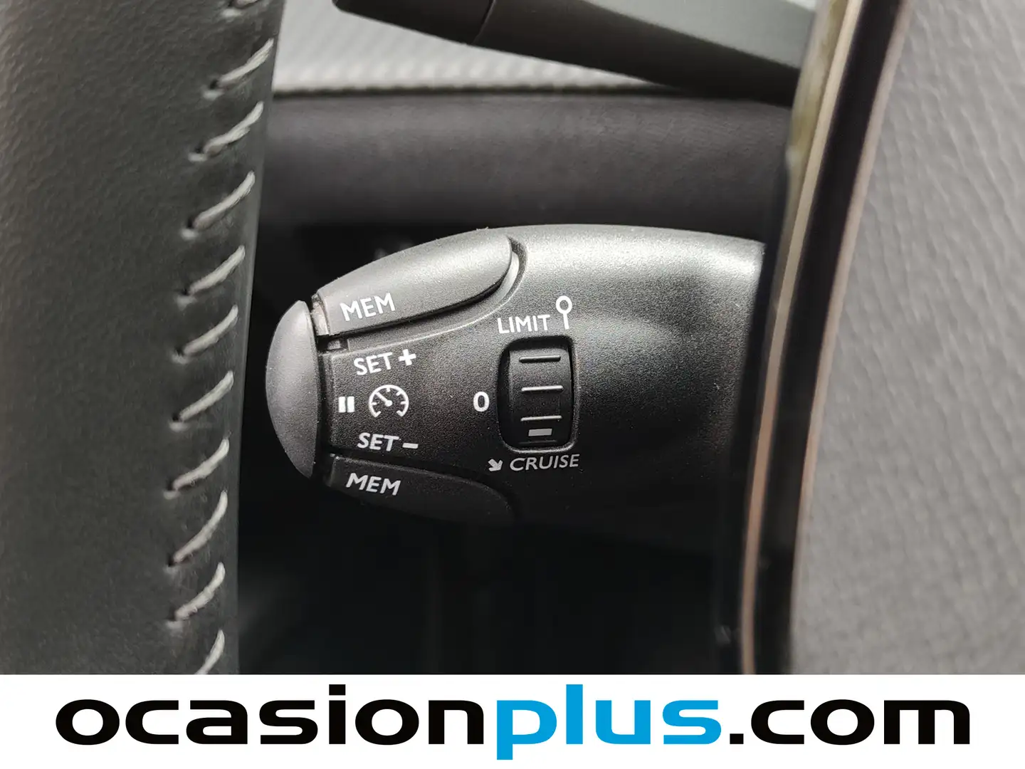 Foto Peugeot 2008 Peugeot 2008 PureTech 100 S&S Allure (100 CV)