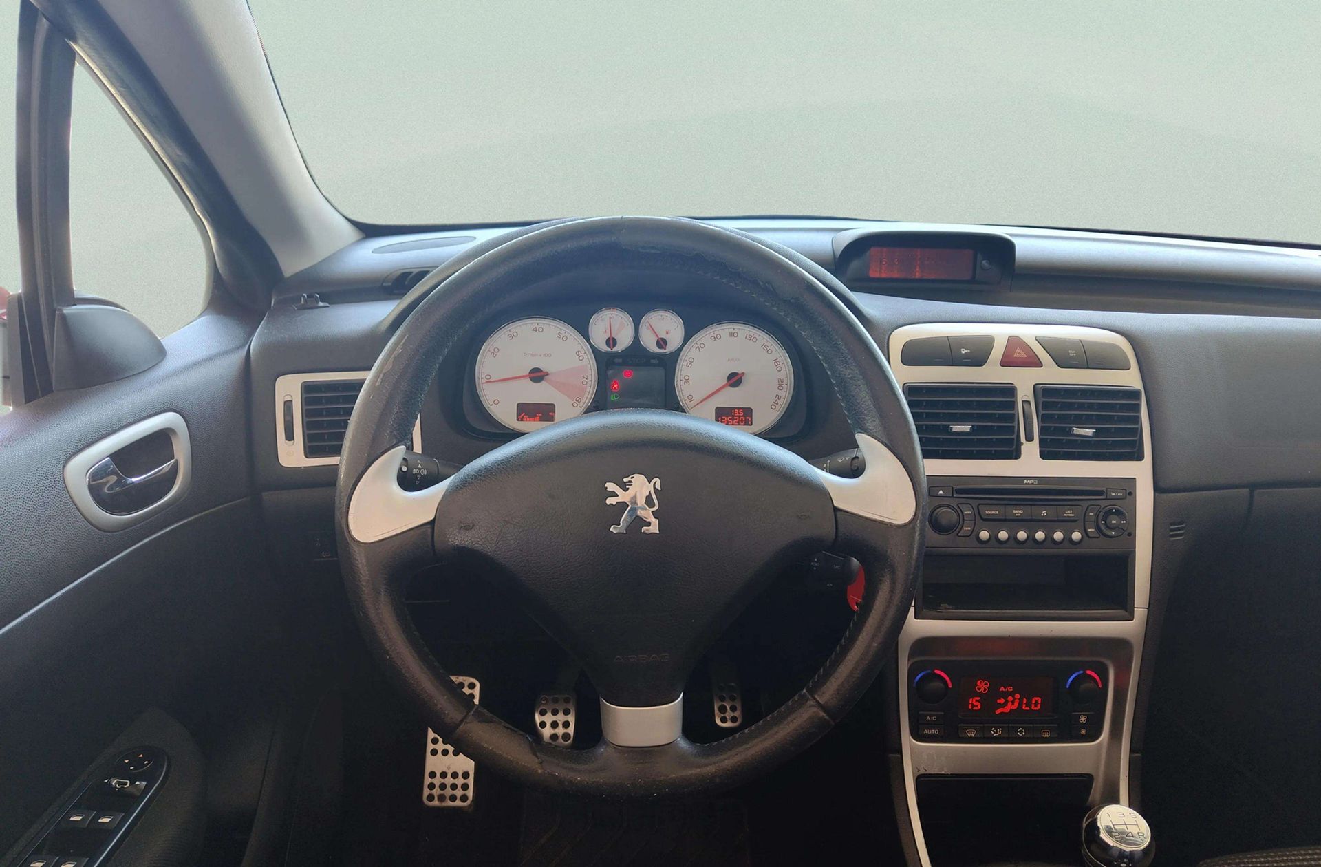 Peugeot 307 1.6 16v Cabrio - foto 18