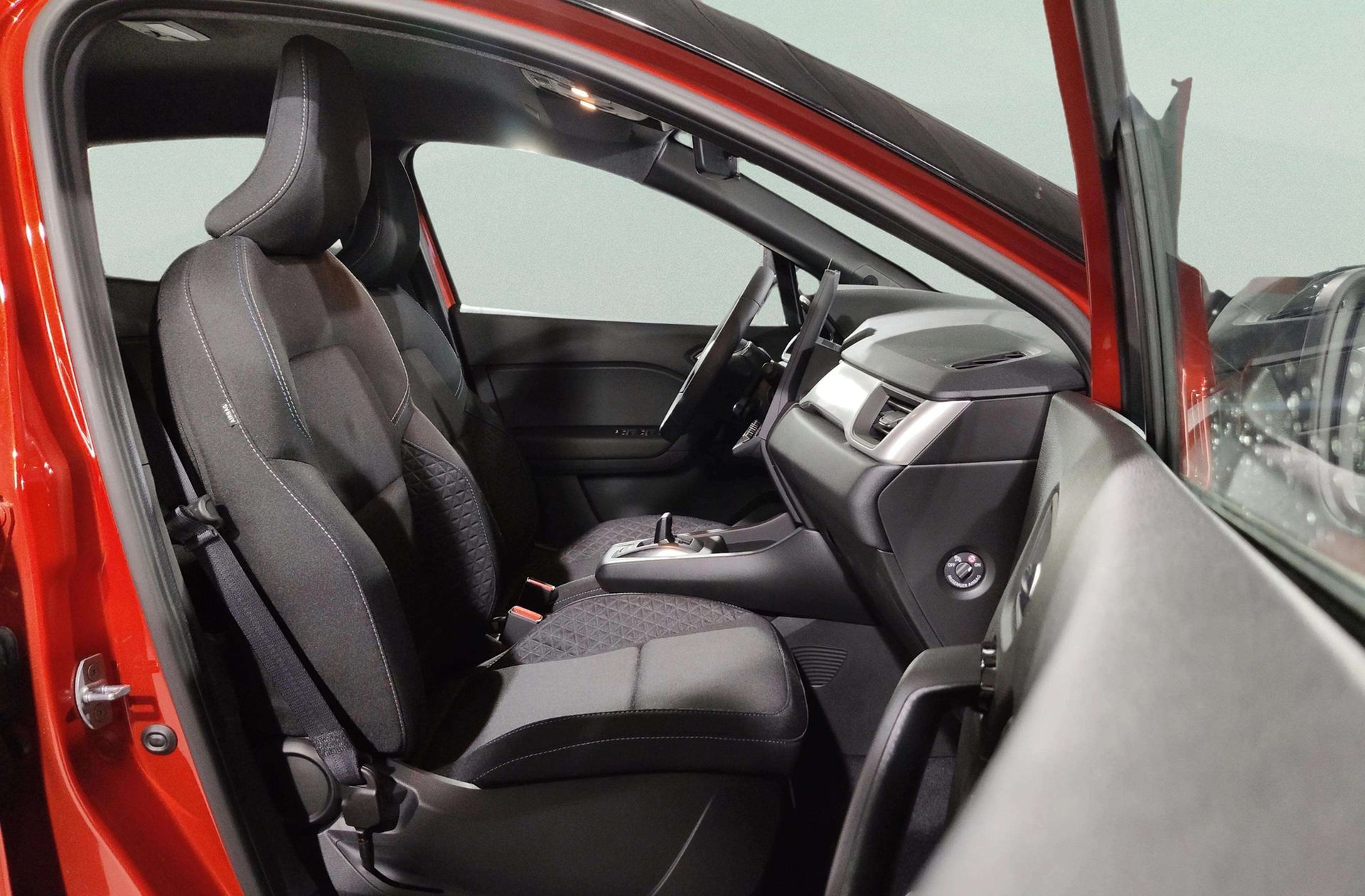 Renault Captur Evolution E-Tech full hybrid - foto 19