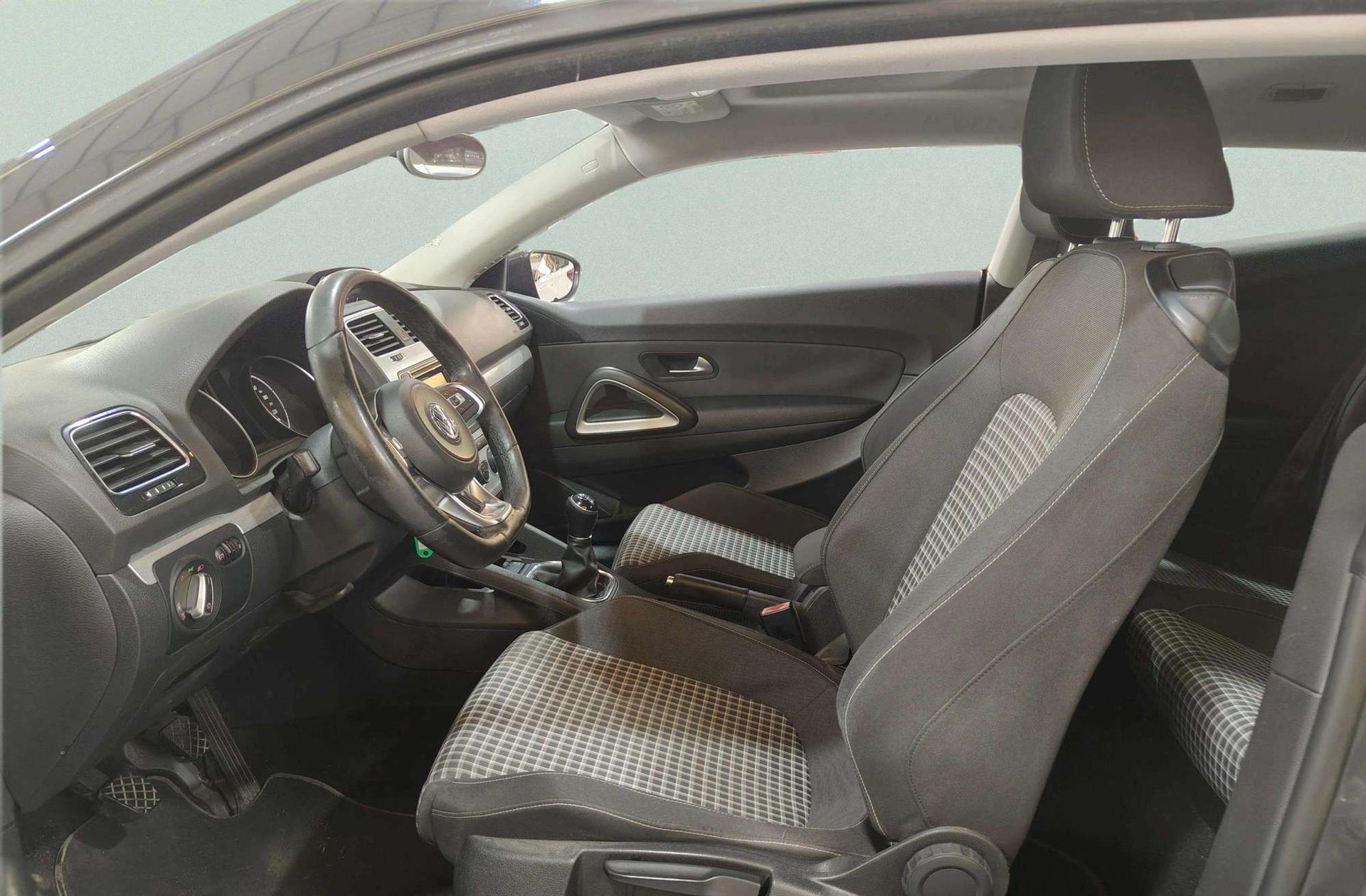 Volkswagen Scirocco R-Line 1.4 TSI BMT - foto 11