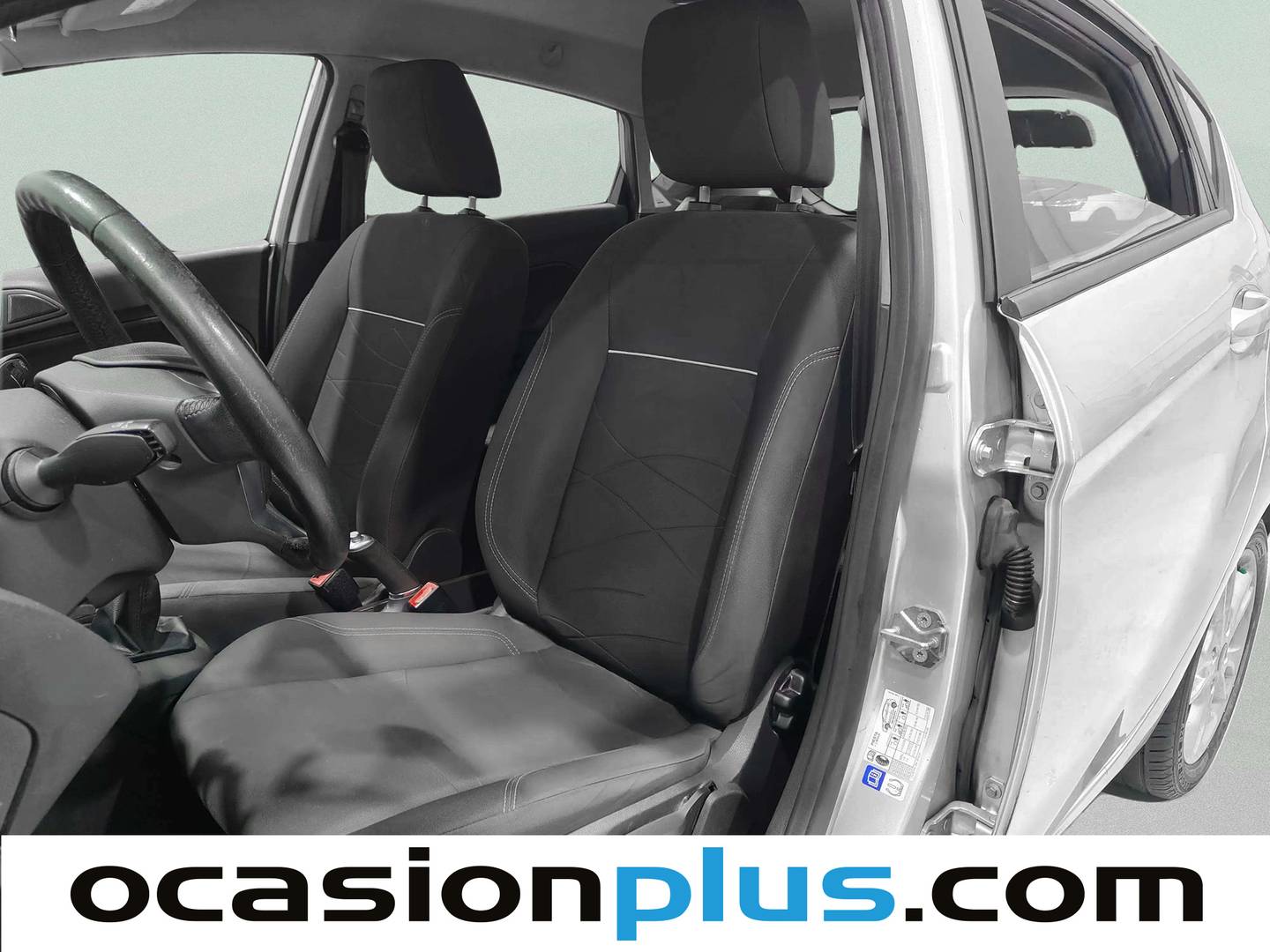 Foto asientos delanteros Ford Fiesta Ford Fiesta 1.5 TDCI Trend (75 CV)