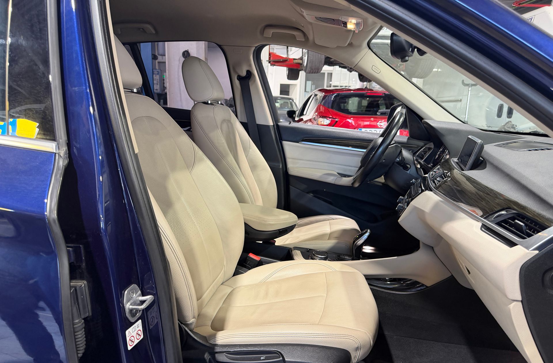 BMW X1 sDrive18d - foto 21