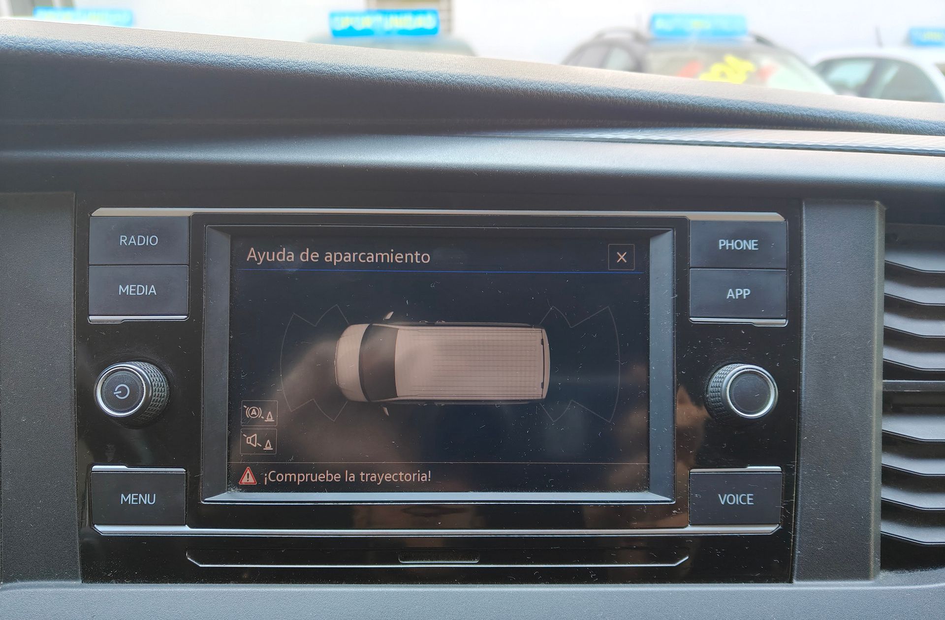 Volkswagen Caravelle Origin Batalla Corta 2.0 TDI BMT 9 plazas - foto 24