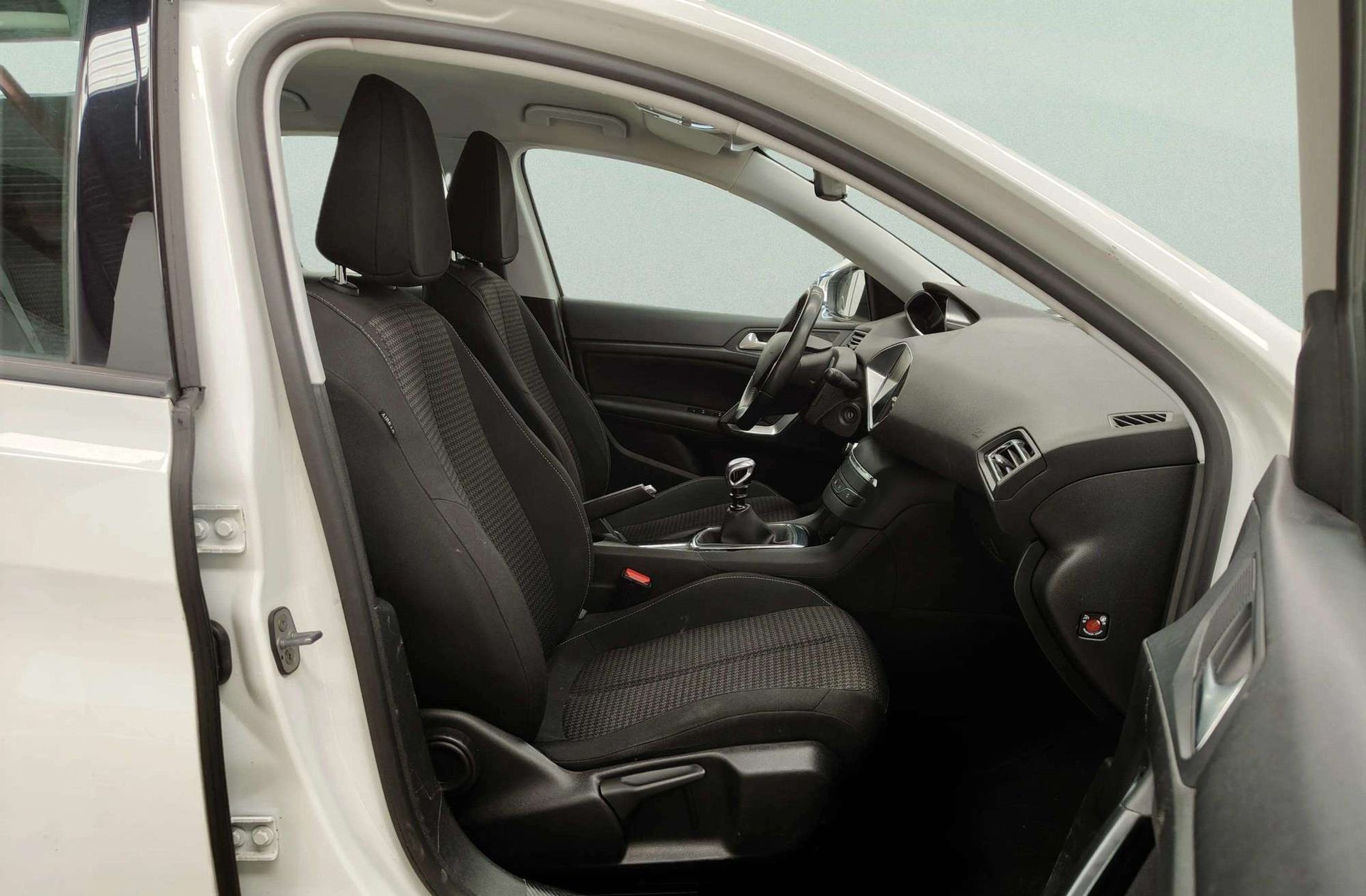 Peugeot 308 PureTech Business Line - foto 14