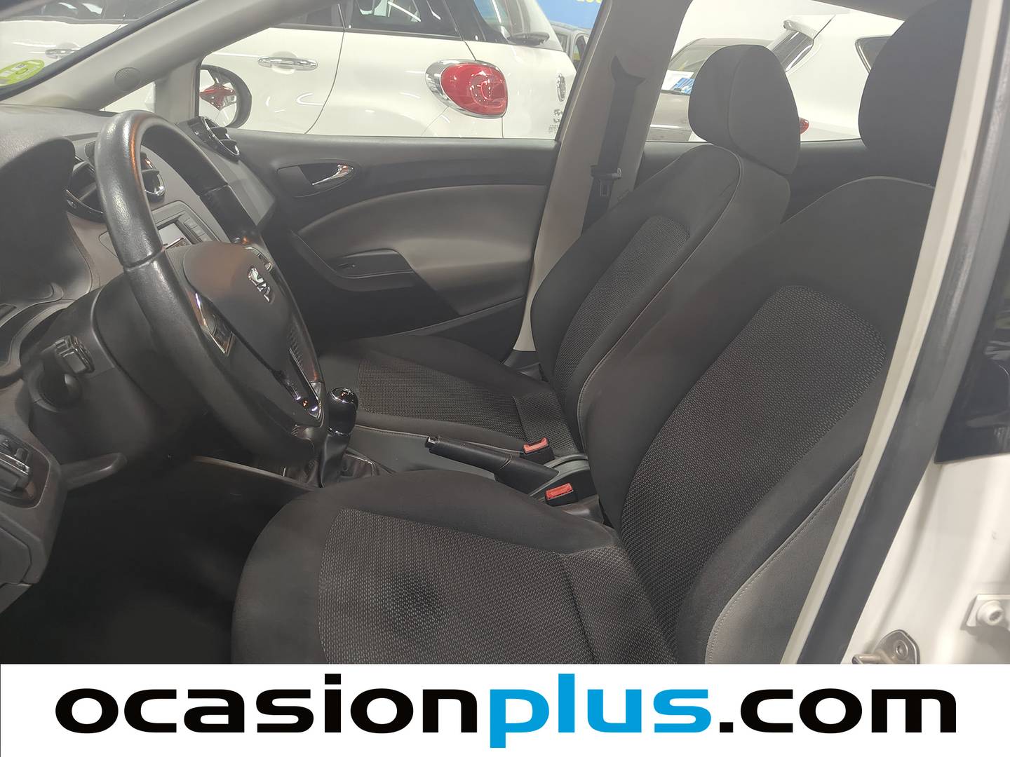Foto asientos delanteros Seat Ibiza Seat Ibiza 1.2 TSI Style (90 CV)