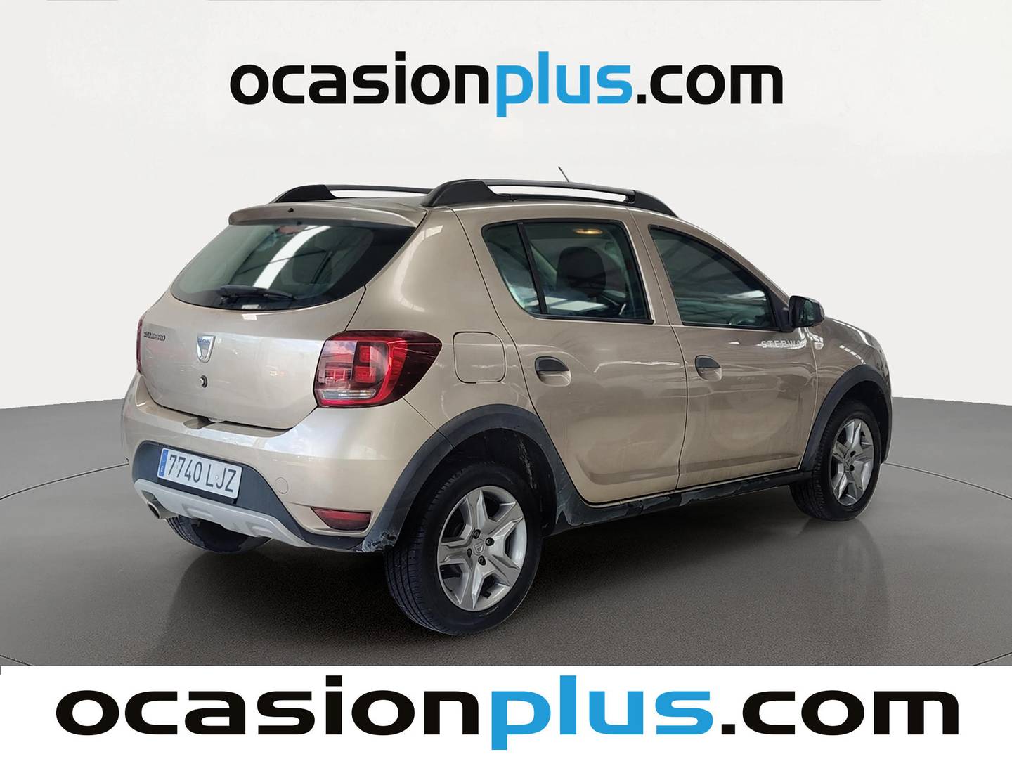 Foto trasera Dacia Sandero Dacia Sandero Stepway Essential Blue dCi (95 CV) derecha