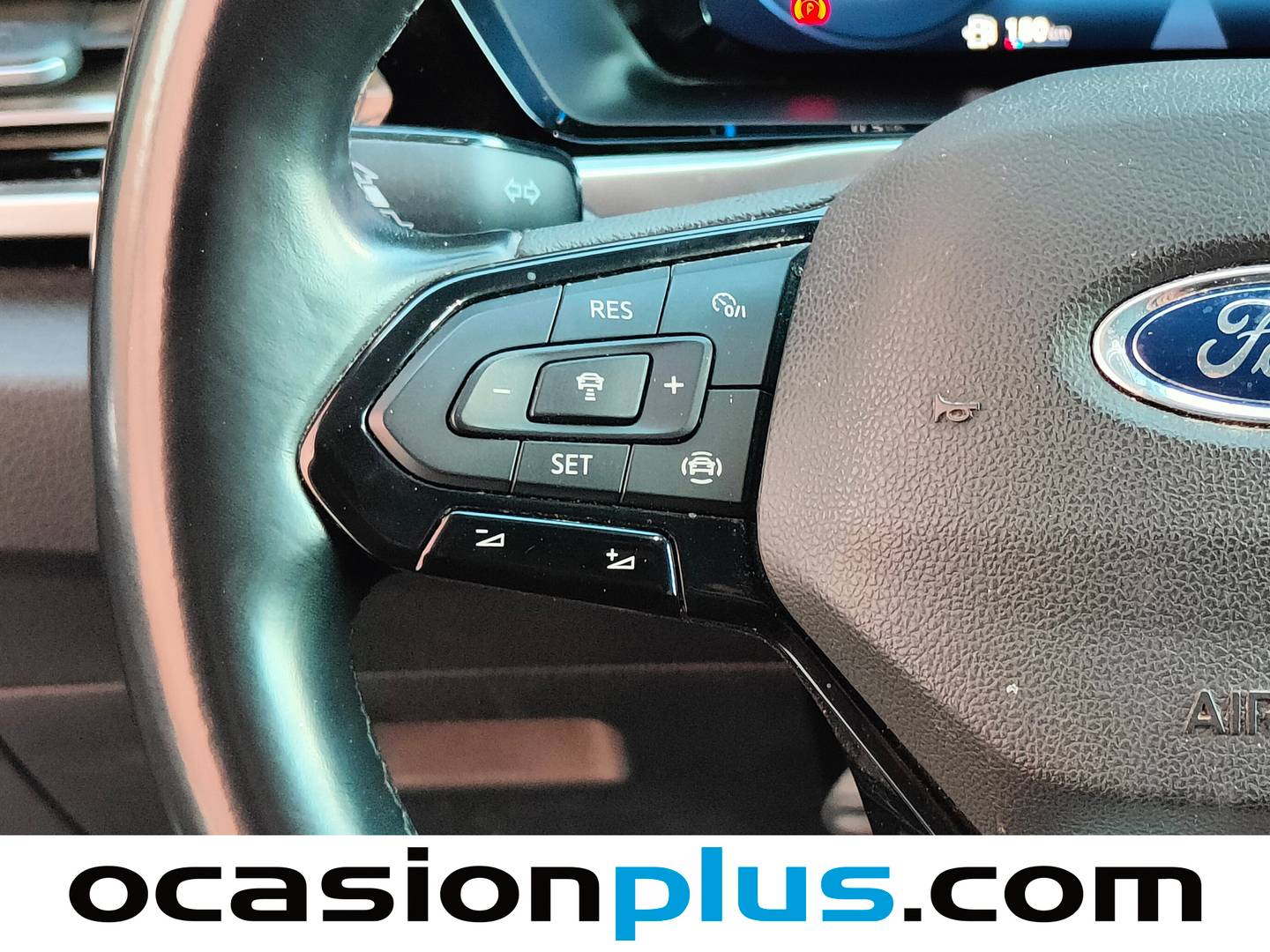 Foto Ford Tourneo Connect Ford Tourneo Connect 2.0 Ecoblue Active (122 CV)