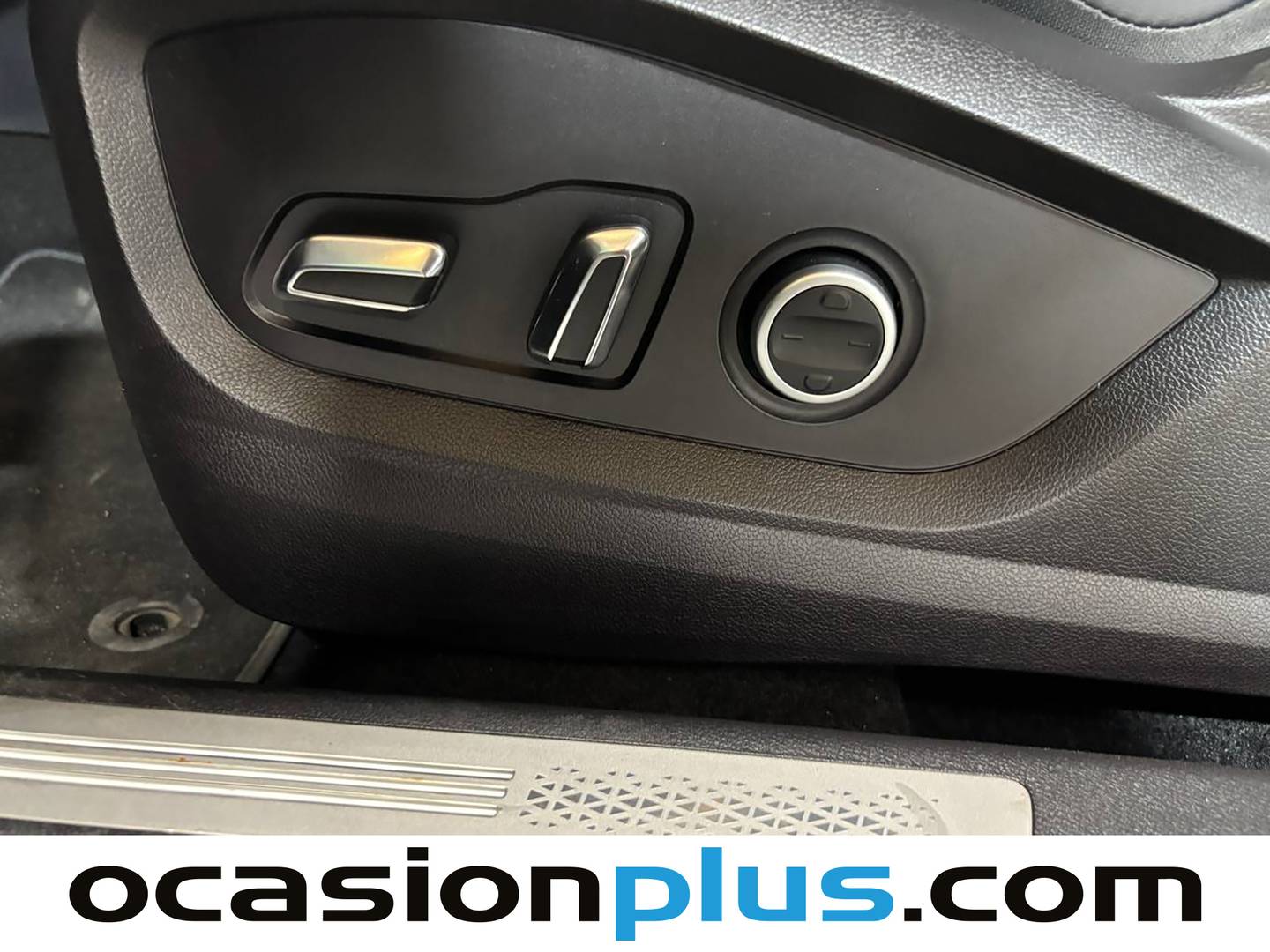 EBRO S800 EBRO S800 1.6 TGDI Luxury DCT (147 CV) 7 Plazas automático