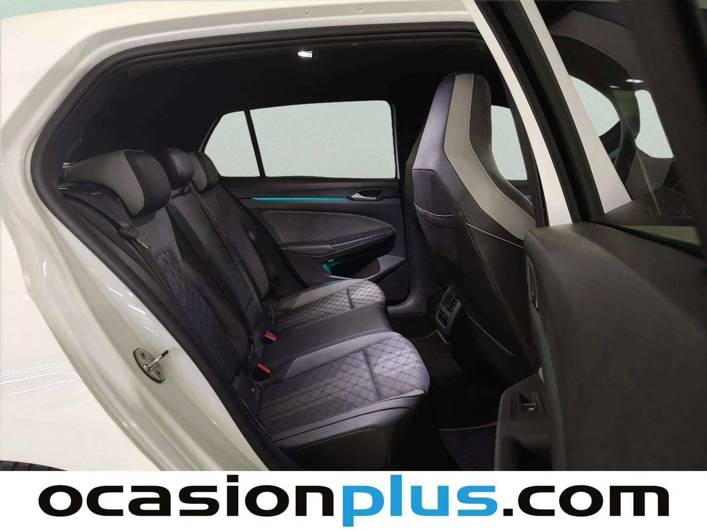Volkswagen Golf Volkswagen Golf R-Line 1.5 eTSI (150 CV) DSG 150cv