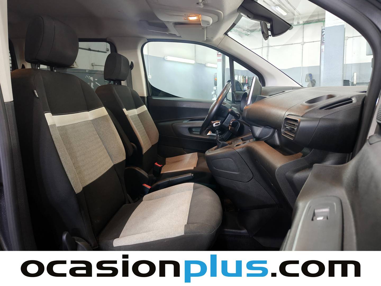Citroën Berlingo Citroën Berlingo BlueHDi 130 S&S Talla M Shine Business (130 CV) de segunda mano