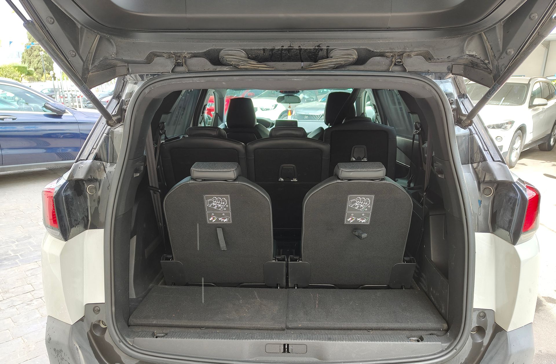 Peugeot 5008 PureTech 130 GT Line EAT8 7 plazas - foto 18