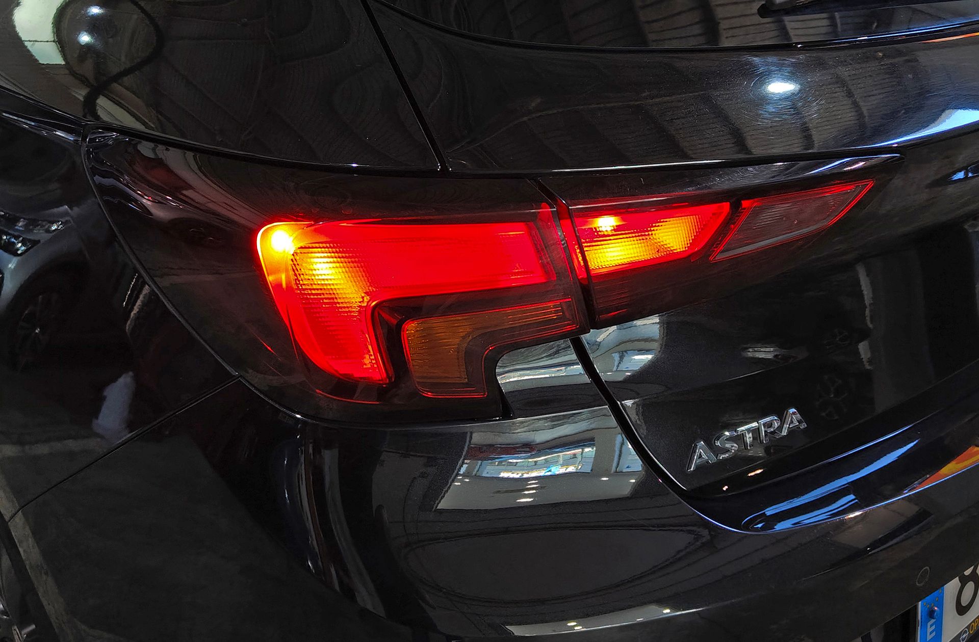Opel Astra 1.2 Turbo SHL 2020 - foto 20