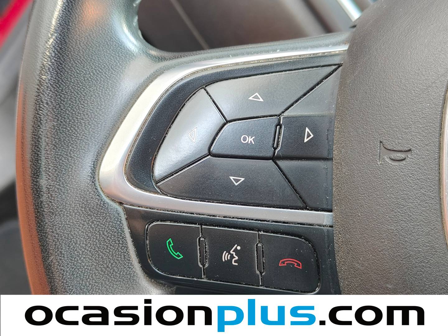 Equipamiento del Fiat Tipo Fiat Tipo 1.3 Multijet Lounge (95 CV)