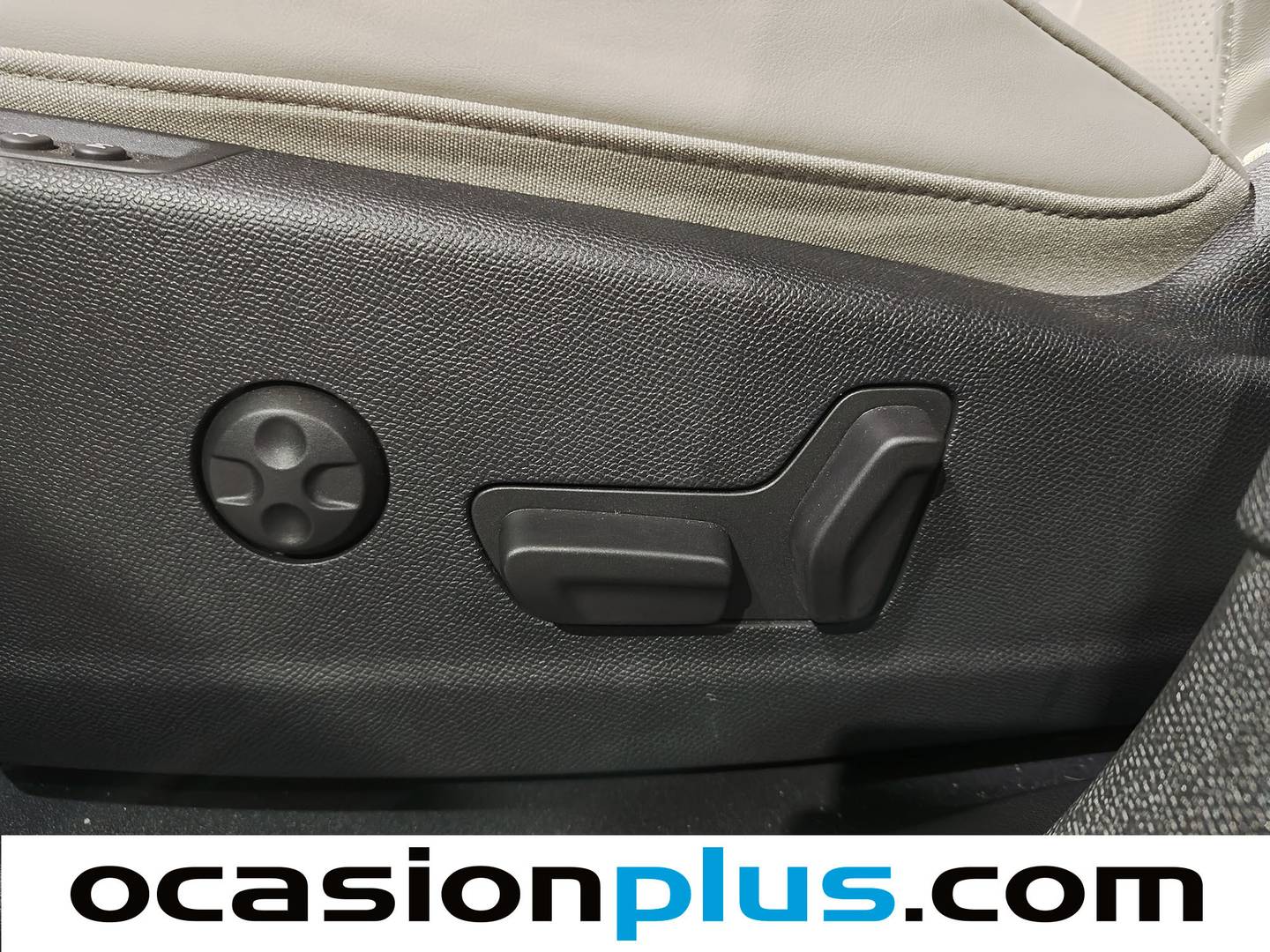 Foto DS DS 7 DS DS7 E-Tense 225 Opera (225 CV)