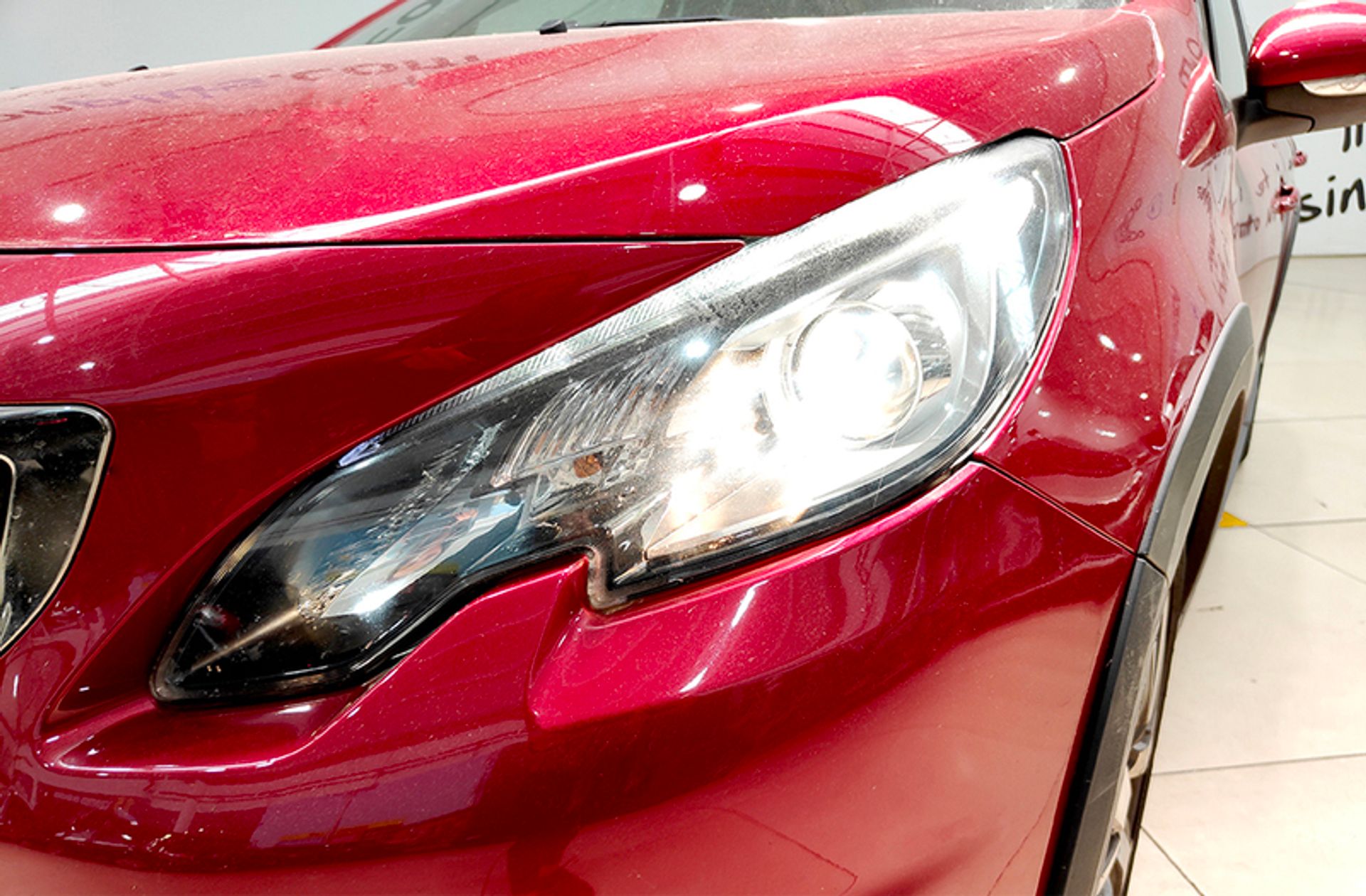 Peugeot 2008 BlueHDi 120 Allure - foto 14